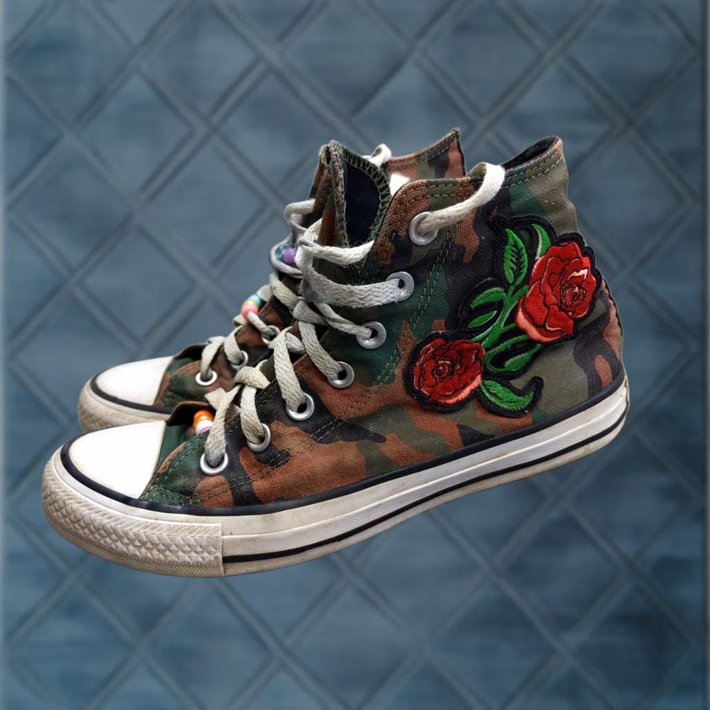 Converse Converse Chuck Taylor All Star High Top Sneaker Mens 5.5 Womens 7.5 Camouflage Green Rose 162875C Size M / US 6-8 / IT 42-44 - 1 Thumbnail
