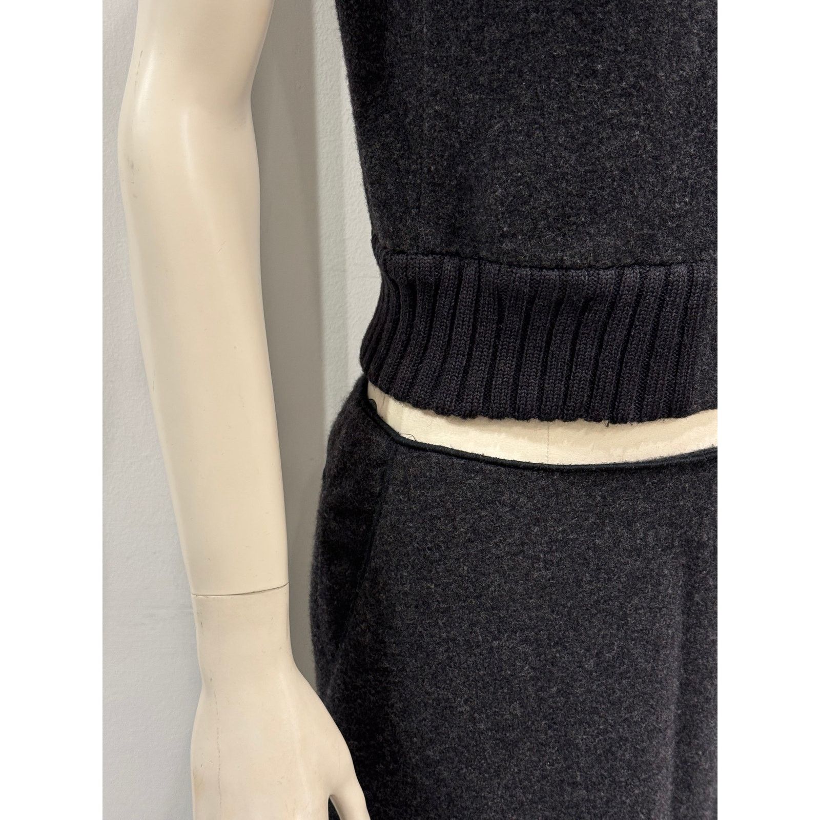 Miu Miu 2000s Miu Miu full set with long skirt Size M / US 6-8 / IT 42-44 - 8 Thumbnail