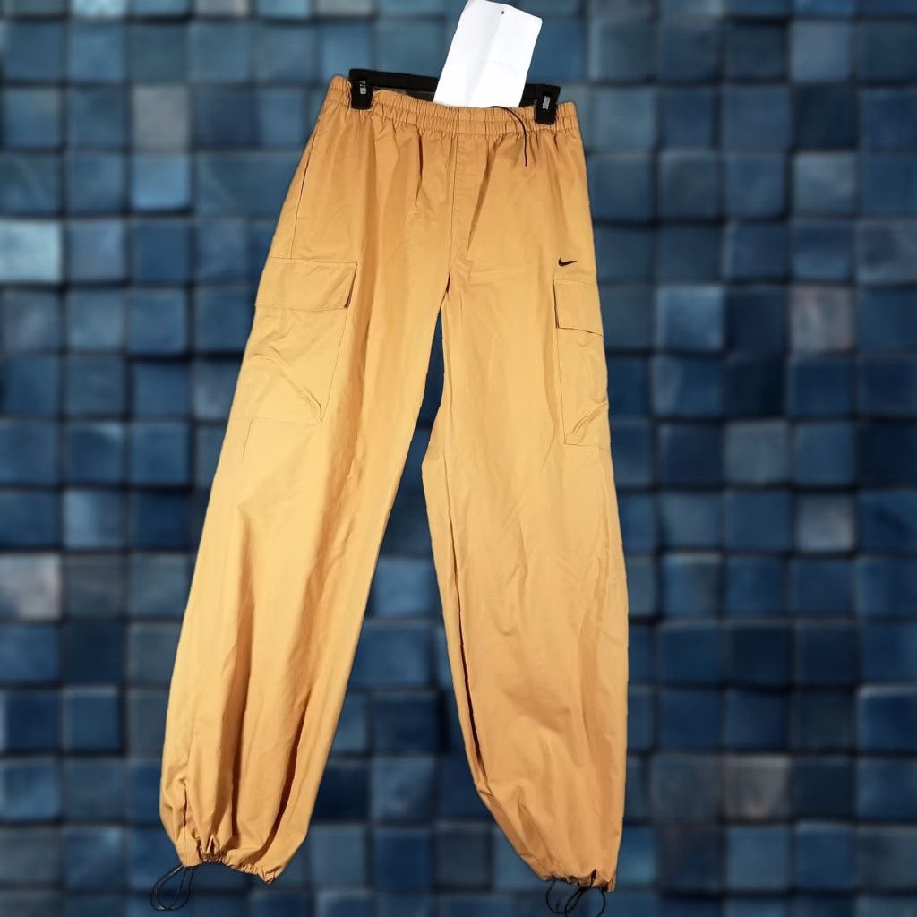 Nike Nike Cargo Pants Womens Small Flax Brown Woven Swoosh Drawcord Sample FV7643 Size 28" / US 6 / IT 42 - 1 Thumbnail