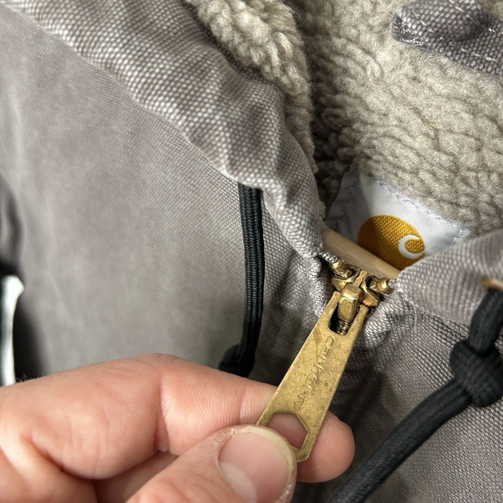 Carhartt Carhartt Sherpa-Lined Hooded Detroit Jacket “Taupe Grey” Size S / US 4 / IT 40 - 13 Thumbnail