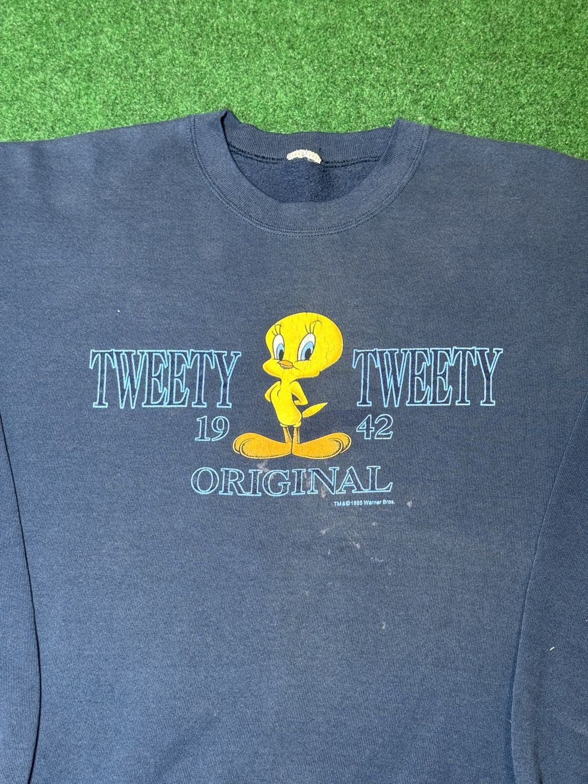 Vintage × Warner Bros Vintage 90s Looney Tunes Tweety Bird 1995 Sweatshirt Size US XL / EU 56 / 4 - 2 Thumbnail