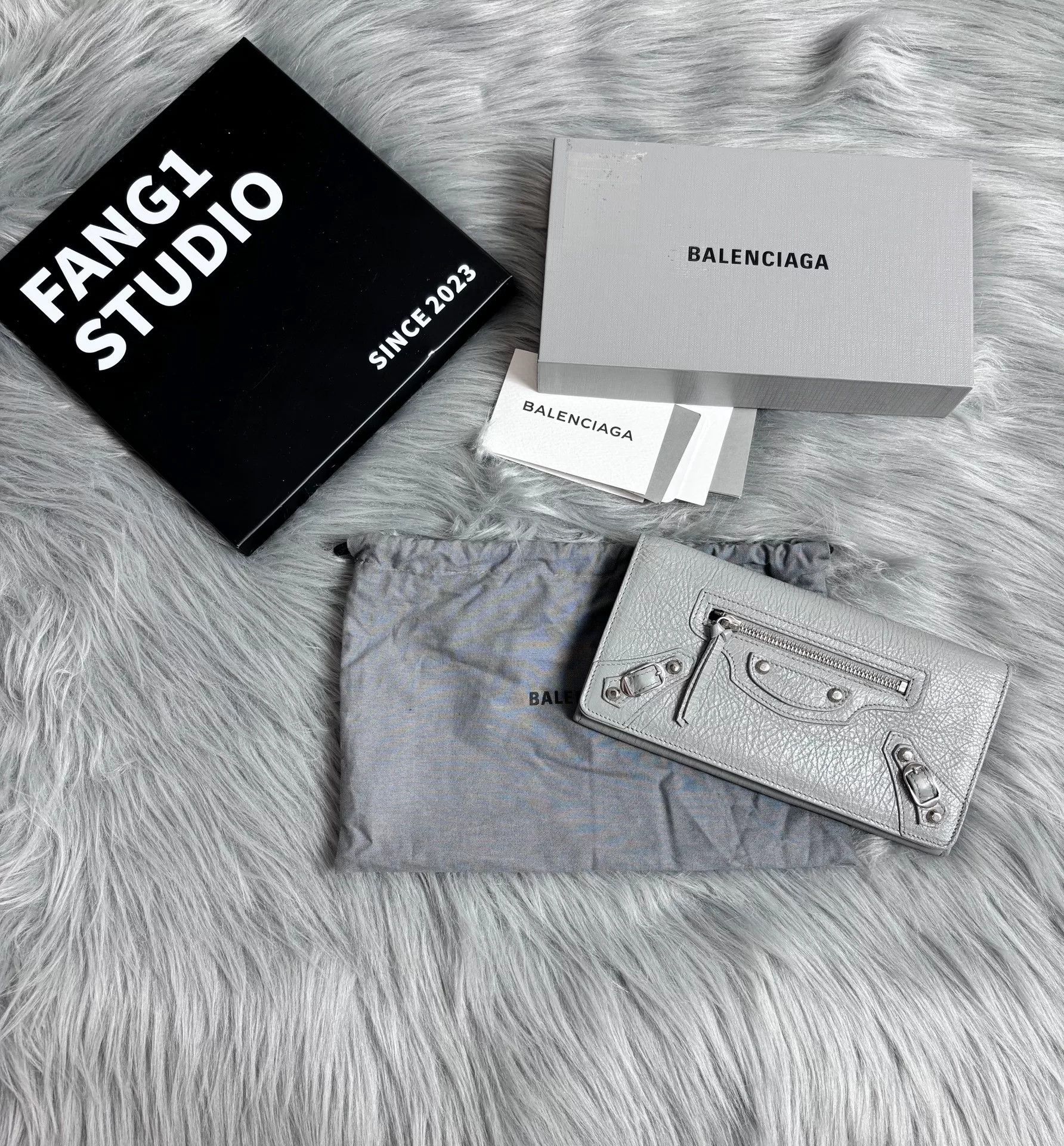 Balenciaga Balenciaga Gray Item one size Men Size ONE SIZE - 1 Thumbnail