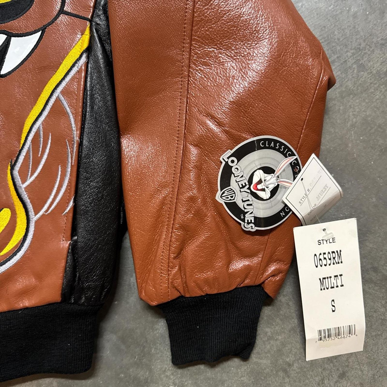 Vintage Vintage Tasmanian Devil Looney Tunes NWT Leather Jacket Size US S / EU 44-46 / 1 - 3 Thumbnail