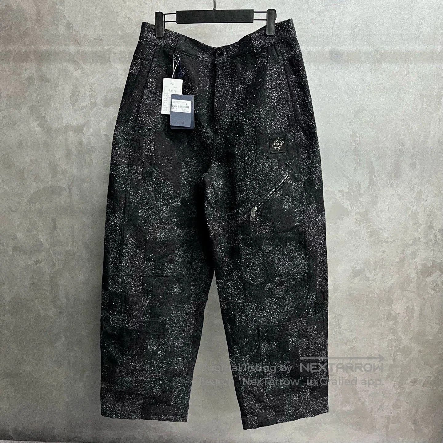 Louis Vuitton Louis Vuitton 25 Black Pearl Rivet Jeans. Size US 31 - 1 Thumbnail