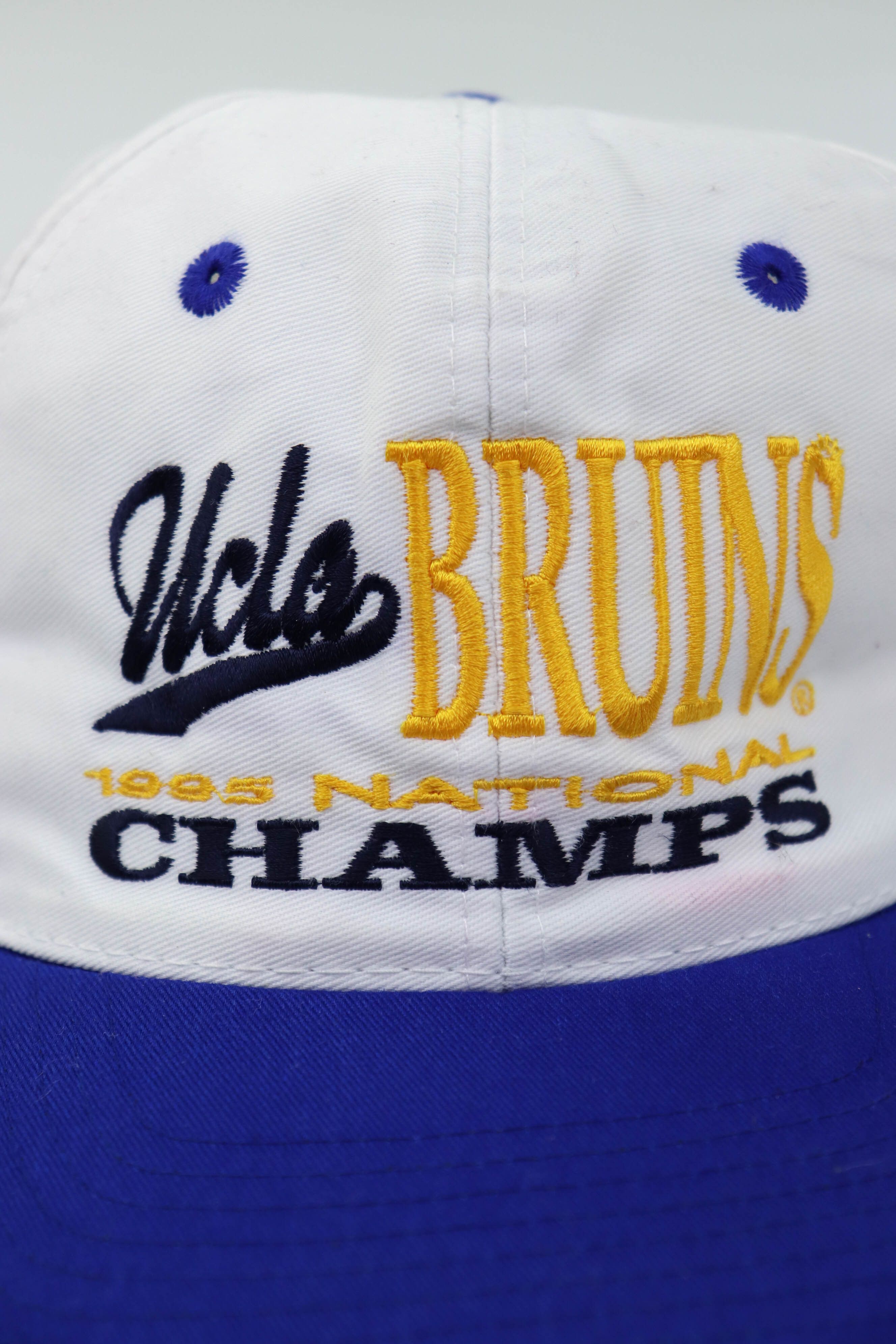 NCAA 90s Vintage UCLA Bruins '95 National NCAA Seattle Cap Size ONE SIZE - 6 Thumbnail