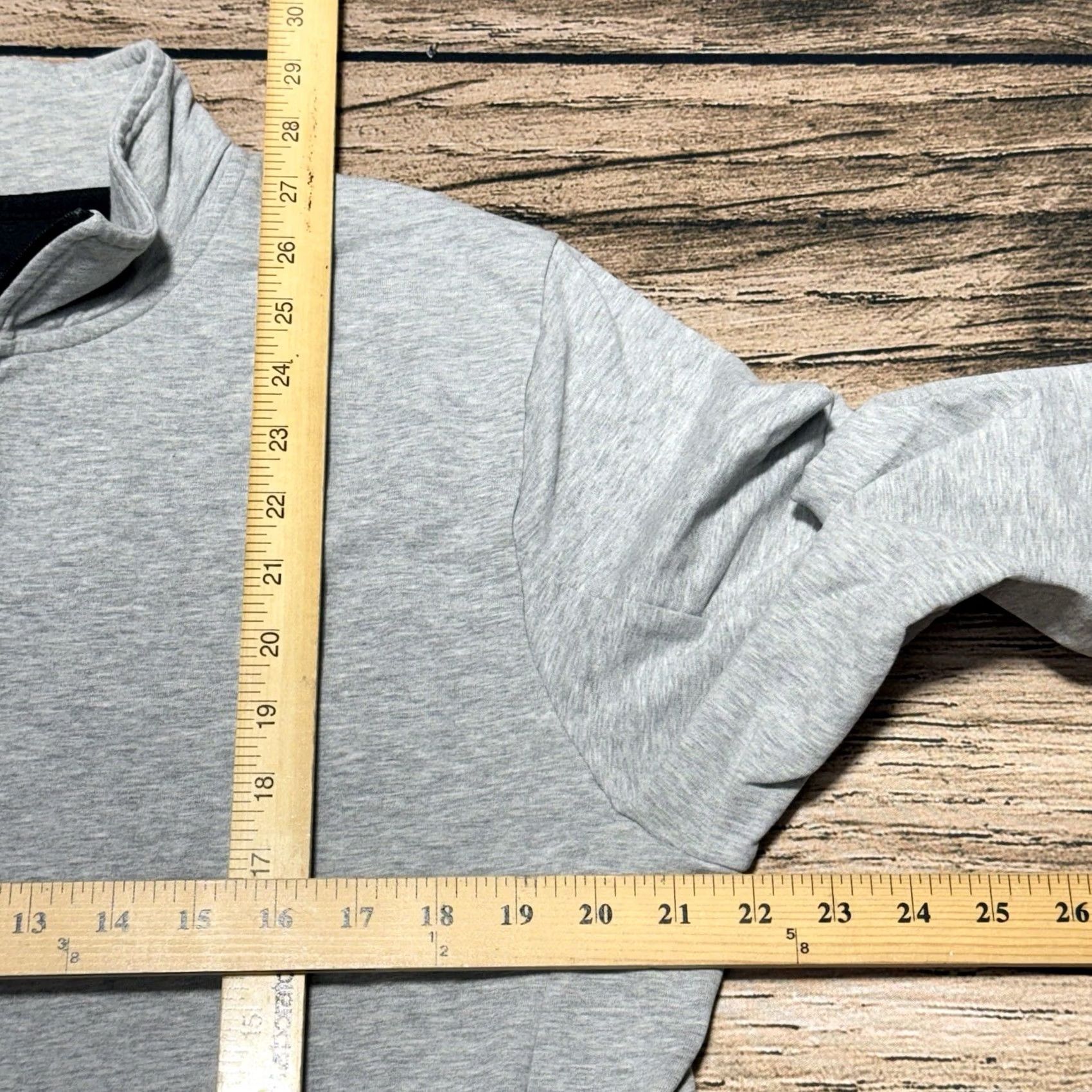 Vintage Tommy John Mens Large Gray 1/4 Zip Pullover Sweatshirt Zip Pockets Athleisure Shirt Size US L / EU 52-54 / 3 - 5 Thumbnail