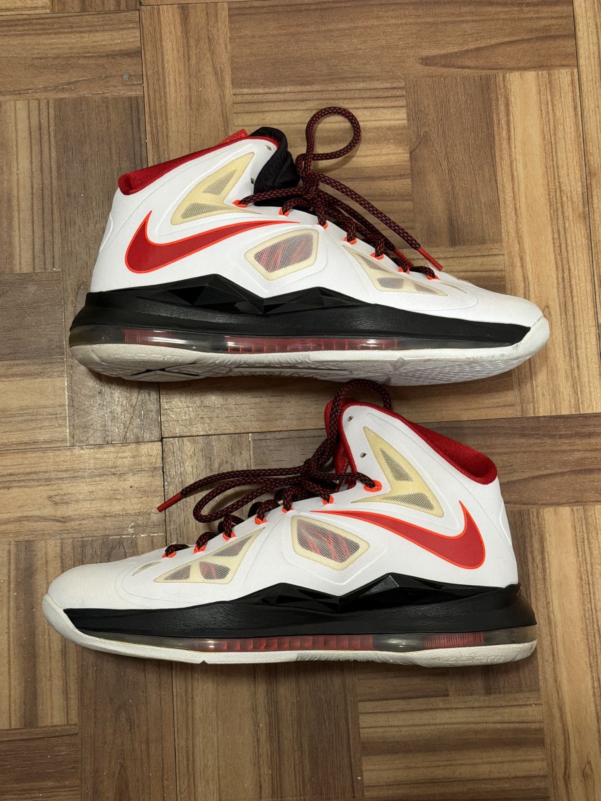 Nike Nike LeBron 10 Heat Home Size US 10.5 / EU 43-44 - 1 Thumbnail