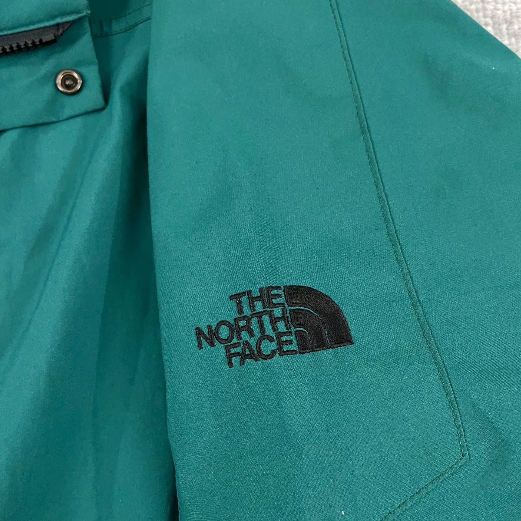 The North Face VINTAGE The North Face Jacket Mens M Green Goretex Hooded Coat Size US M / EU 48-50 / 2 - 5 Thumbnail