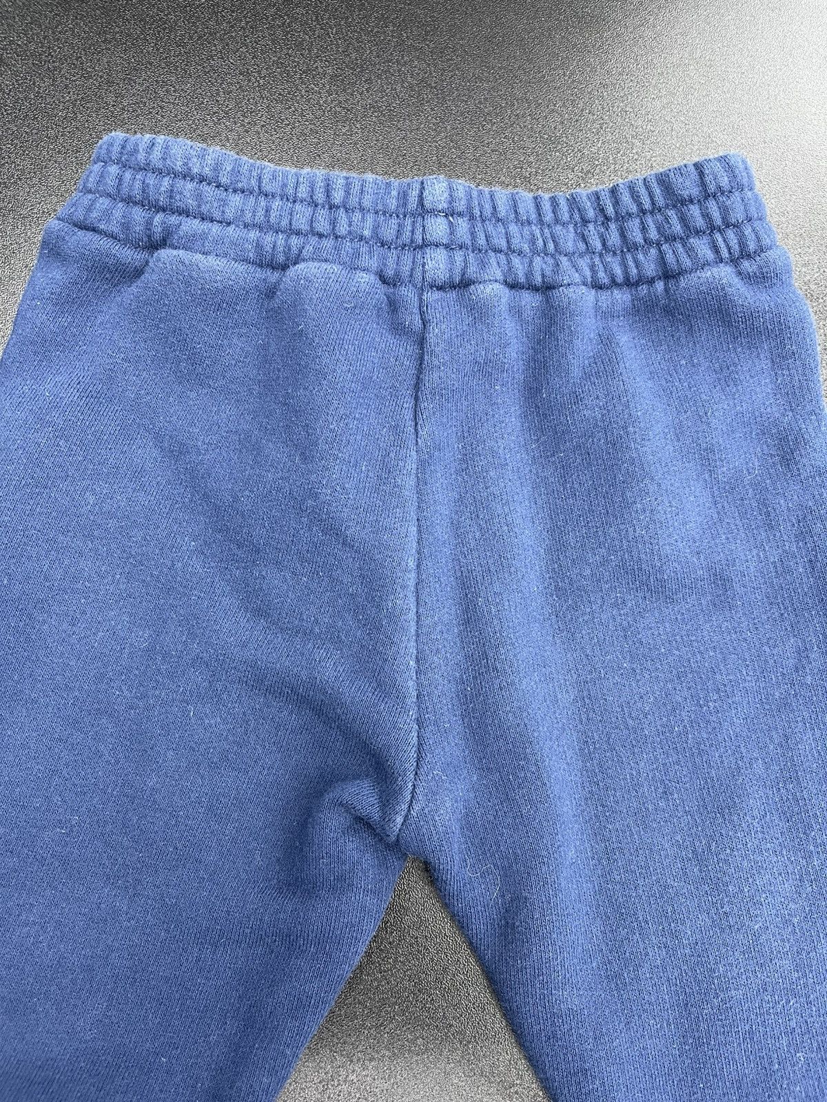 Gucci Size 6/9M - Gucci Logo Print Sweatpants Blue Kids Size US 26 / EU 42 - 5 Thumbnail