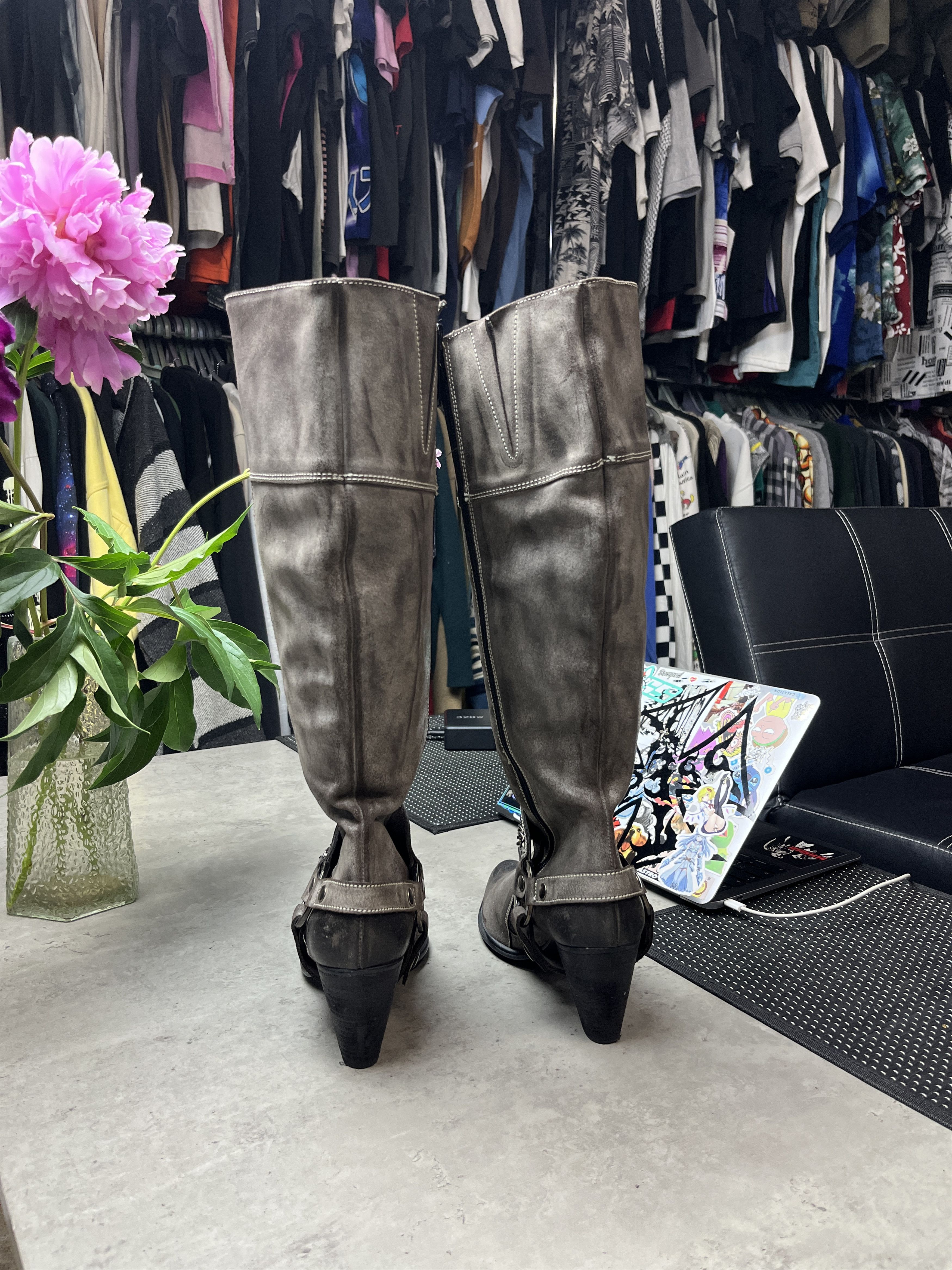 Quest 2000s QUEST? FACTORY DISTRESSED HARNESS MOTO BOOTS - 5127 Size US 9 / IT 39 - 7 Thumbnail