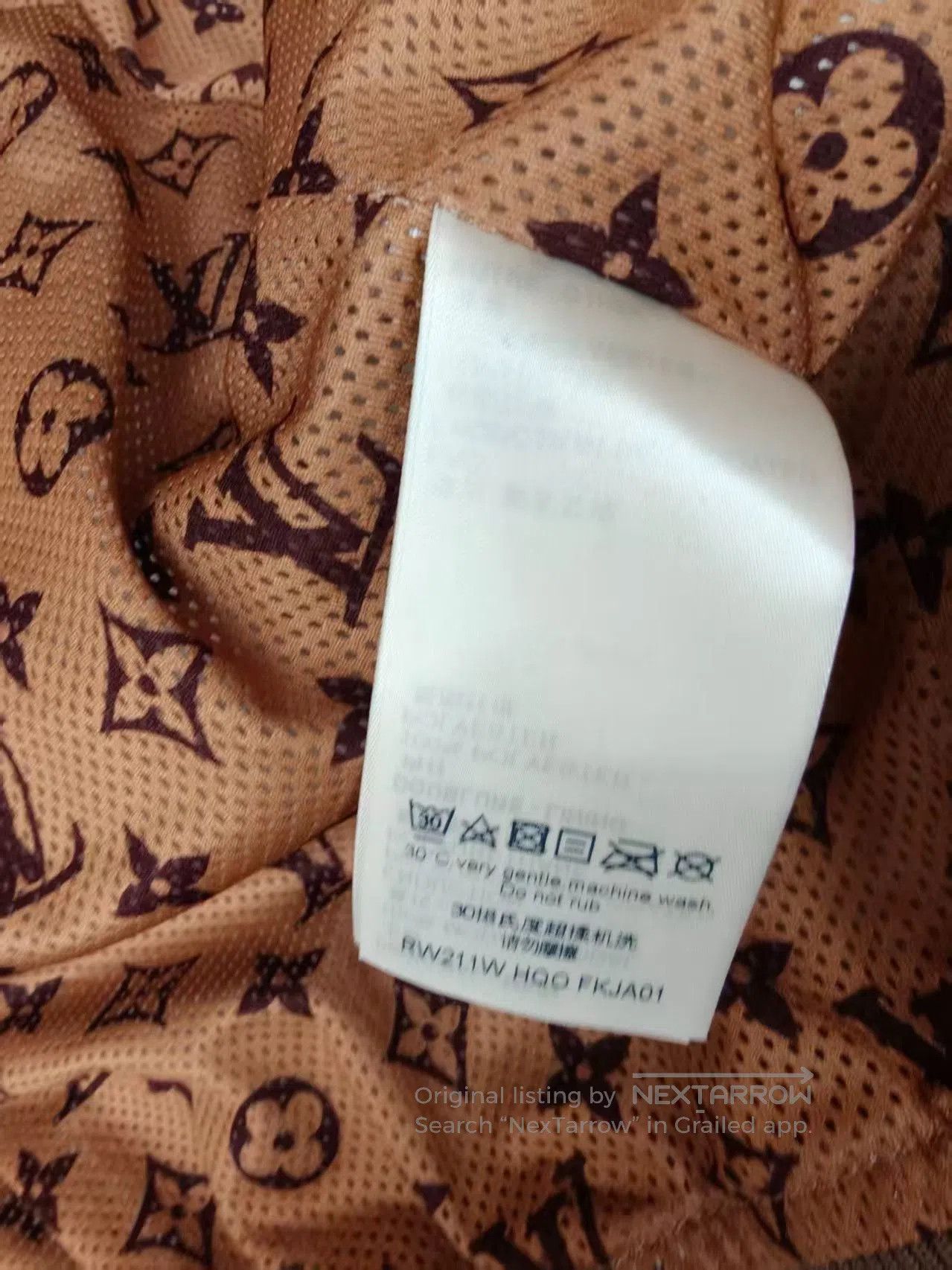 Louis Vuitton LV Metallic Gold Jacket. Size US M / EU 48-50 / 2 - 3 Thumbnail