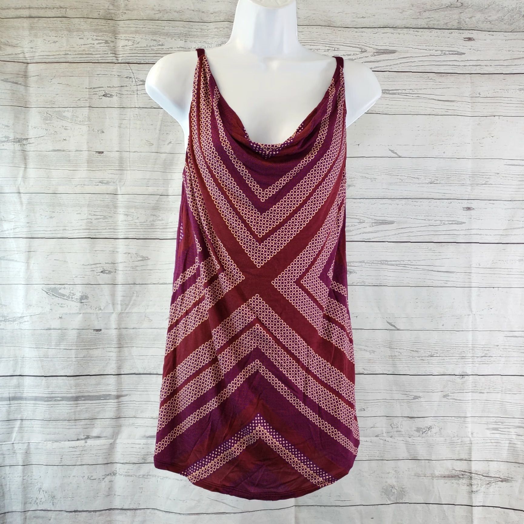 Vintage CAbi 3084 Womens Tank Top Printed Draped Sleeveless Casual Red Rayon S Small Maroon Purple Size S / US 4 / IT 40 - 2 Thumbnail