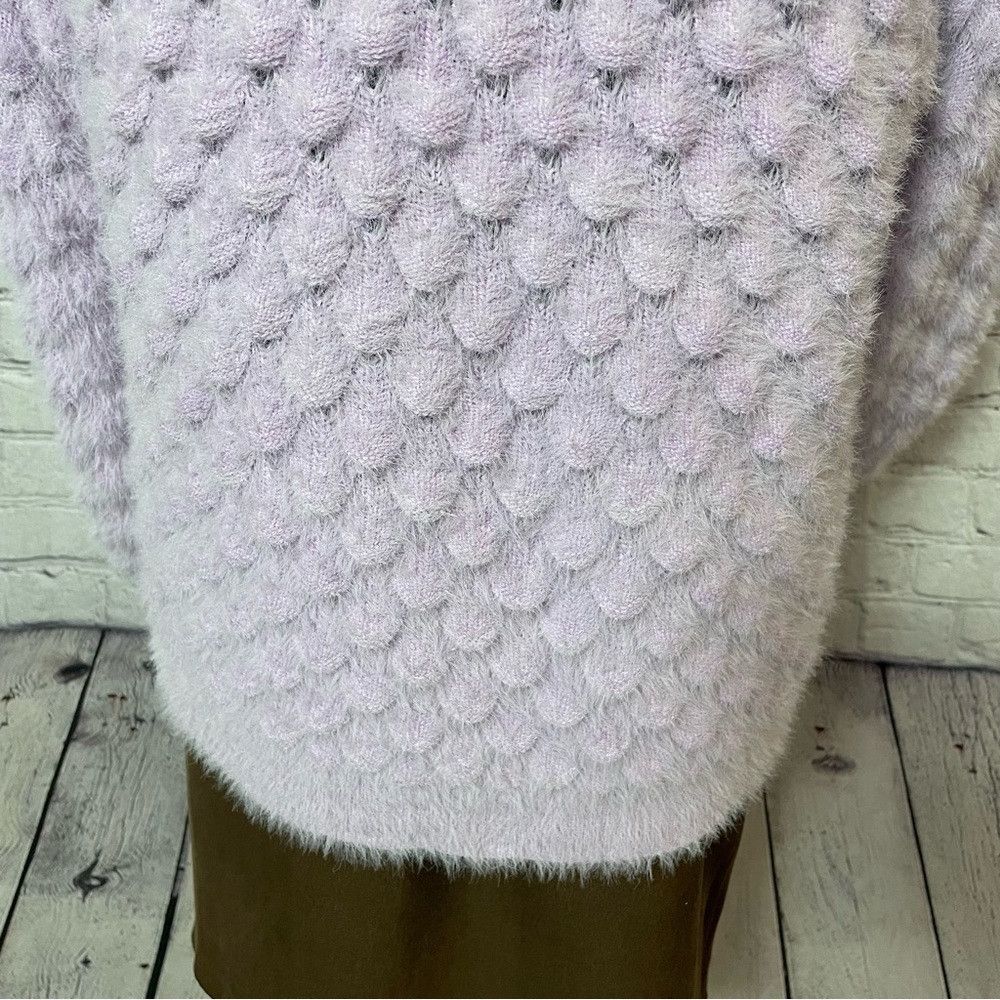 Andrew Marc Marc New York Andrew Marc V-Neck Long Sleeve Lilac Sweater Size XL / US 12-14 / IT 48-50 - 9 Thumbnail