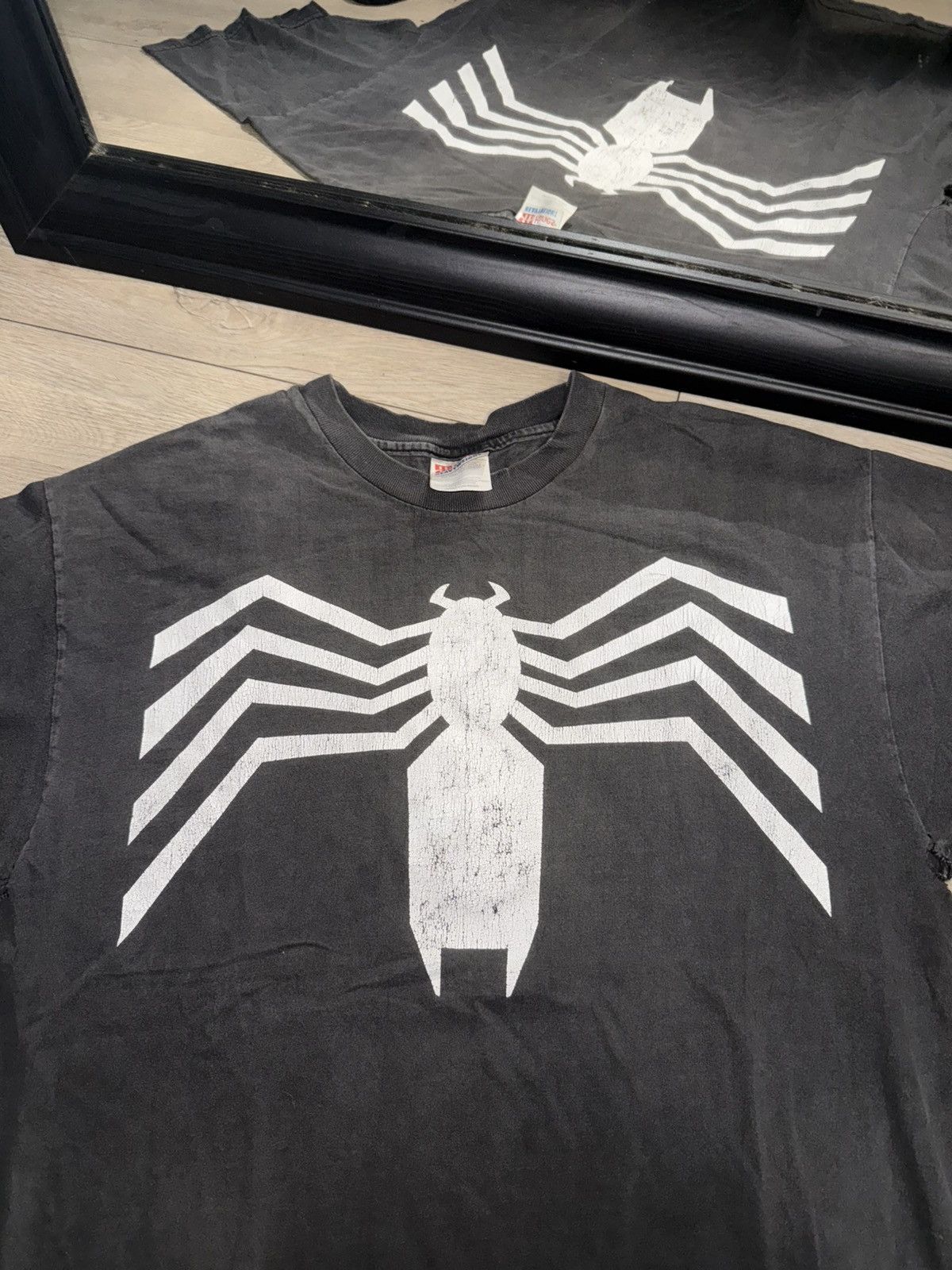 Marvel Comics × Vintage Rare Vintage / Y2K 2000s Marvel Comics Venom Shirt Size US L / EU 52-54 / 3 - 7 Thumbnail