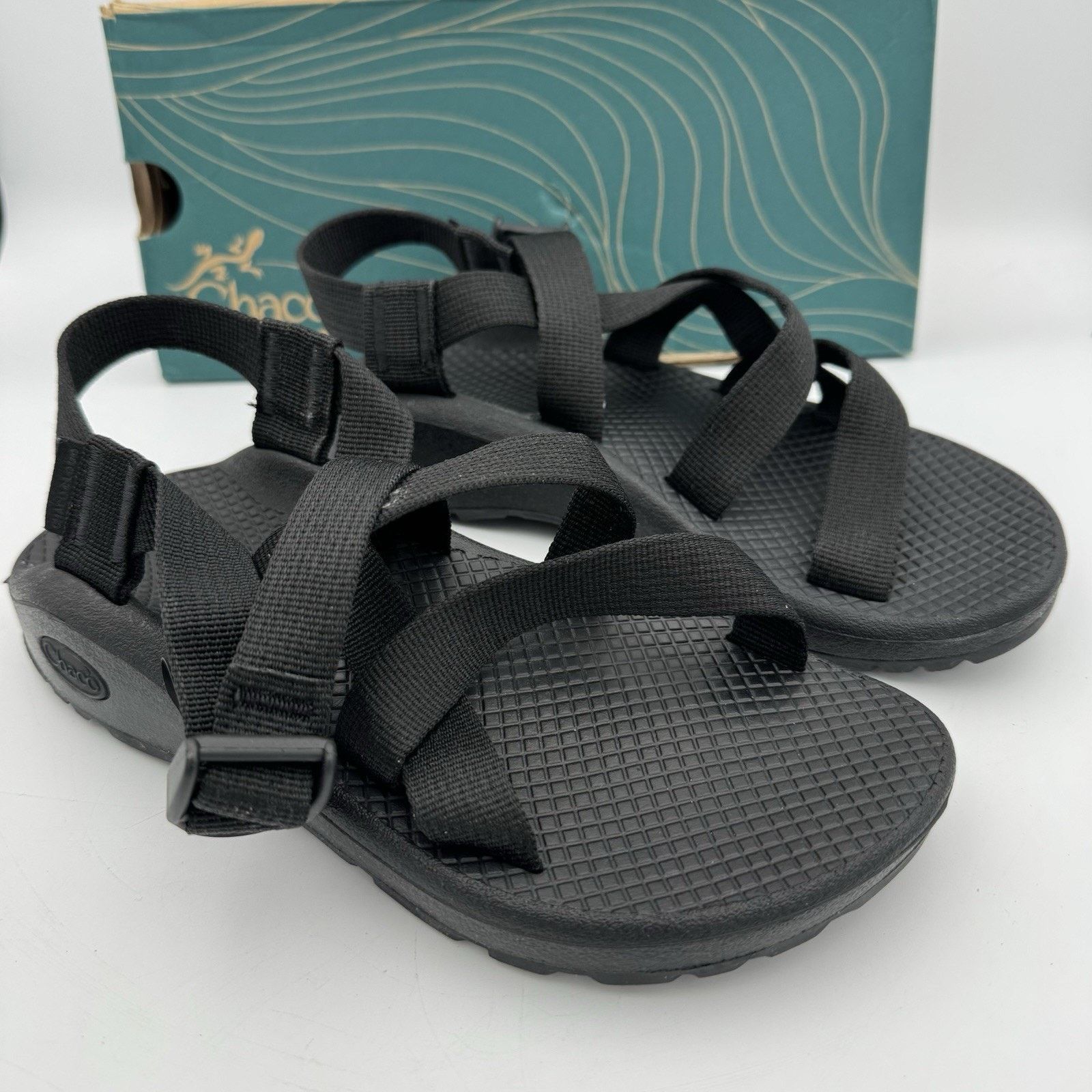 Chaco Chaco womens BANDED Z CLOUD Sport Sandal SOLID BLACK 5 M NIB Size US 5 / IT 35 - 1 Thumbnail