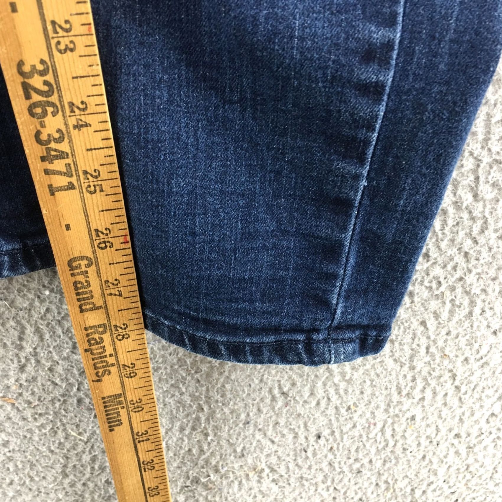 Banana Republic Banana Republic Jeans Mens 30/10 Skinny Mid Rise Zip Fly Blue Cotton Blend Denim 5-Pocket Style Slim Regular Size US 30 / EU 46 - 7 Thumbnail