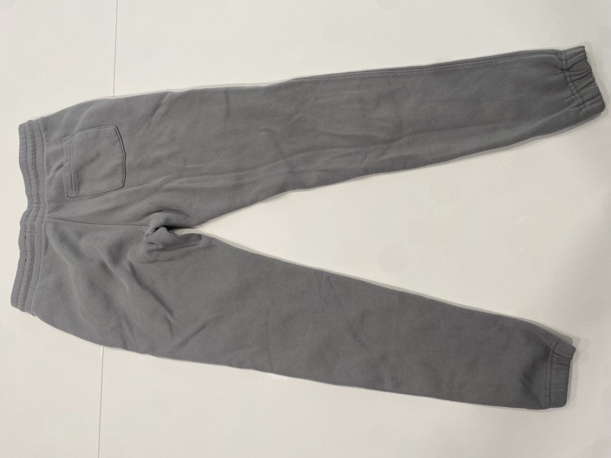 Hollister Hollister Gray Elastic Cuff Sweatpants Size US 29 - 2 Thumbnail