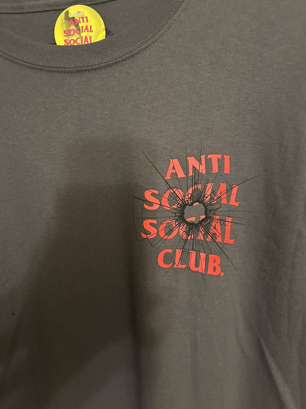Anti Social Social Club NWT ASSC Rare ColorWay Theories Tee Charcoal Medium Size US M / EU 48-50 / 2 - 2 Thumbnail