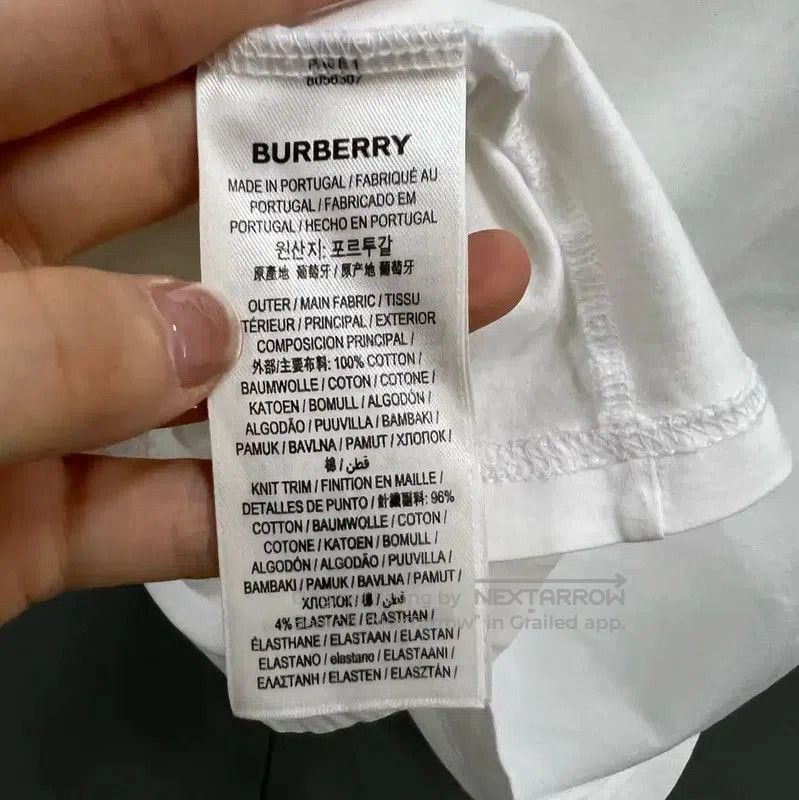 Burberry Burberry White Graphic Short Sleeve T-Shirt. Size XS / US 0-2 / IT 36-38 - 4 Thumbnail