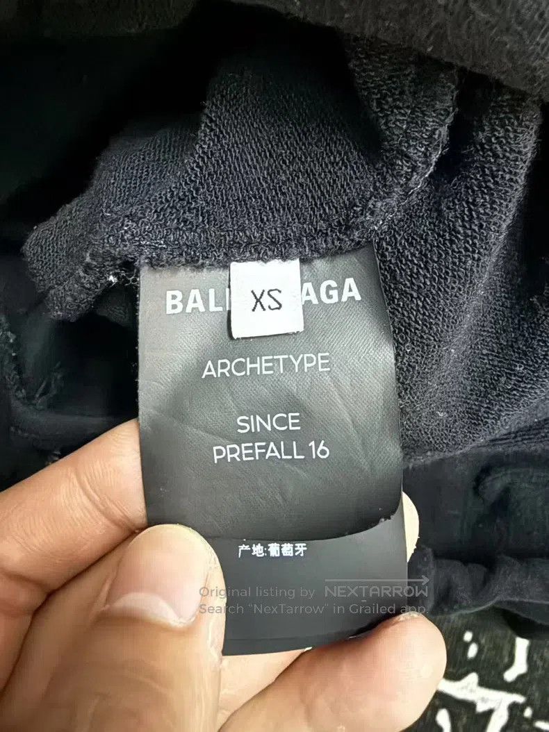 Balenciaga Balenciaga Small logo solid color zipper letter print hood Size US XS / EU 42 / 0 - 5 Thumbnail