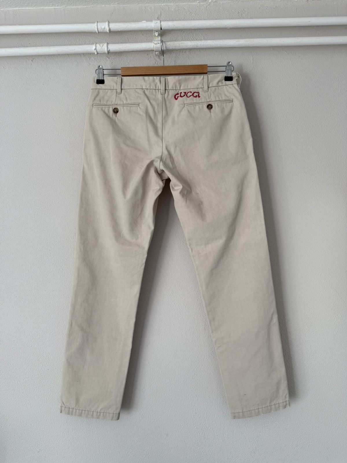 Gucci Embroidered Back Chinos in Beige Twill Size US 32 / EU 48 - 2 Thumbnail