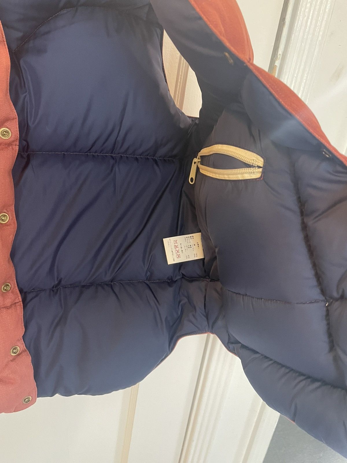 Rocky Mountain Featherbed Down Vest with Leather Accents Size US S / EU 44-46 / 1 - 7 Thumbnail