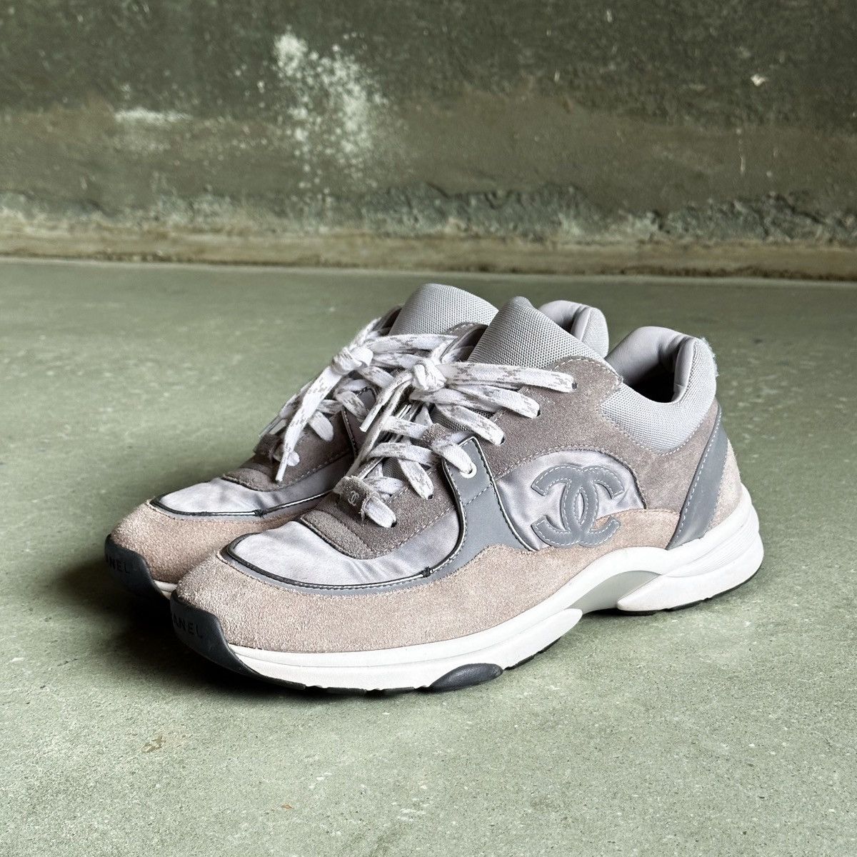 Chanel Chanel 3M CC Suede Low Top Trainer Sneakers Size US 10.5 / EU 43-44 - 1 Thumbnail