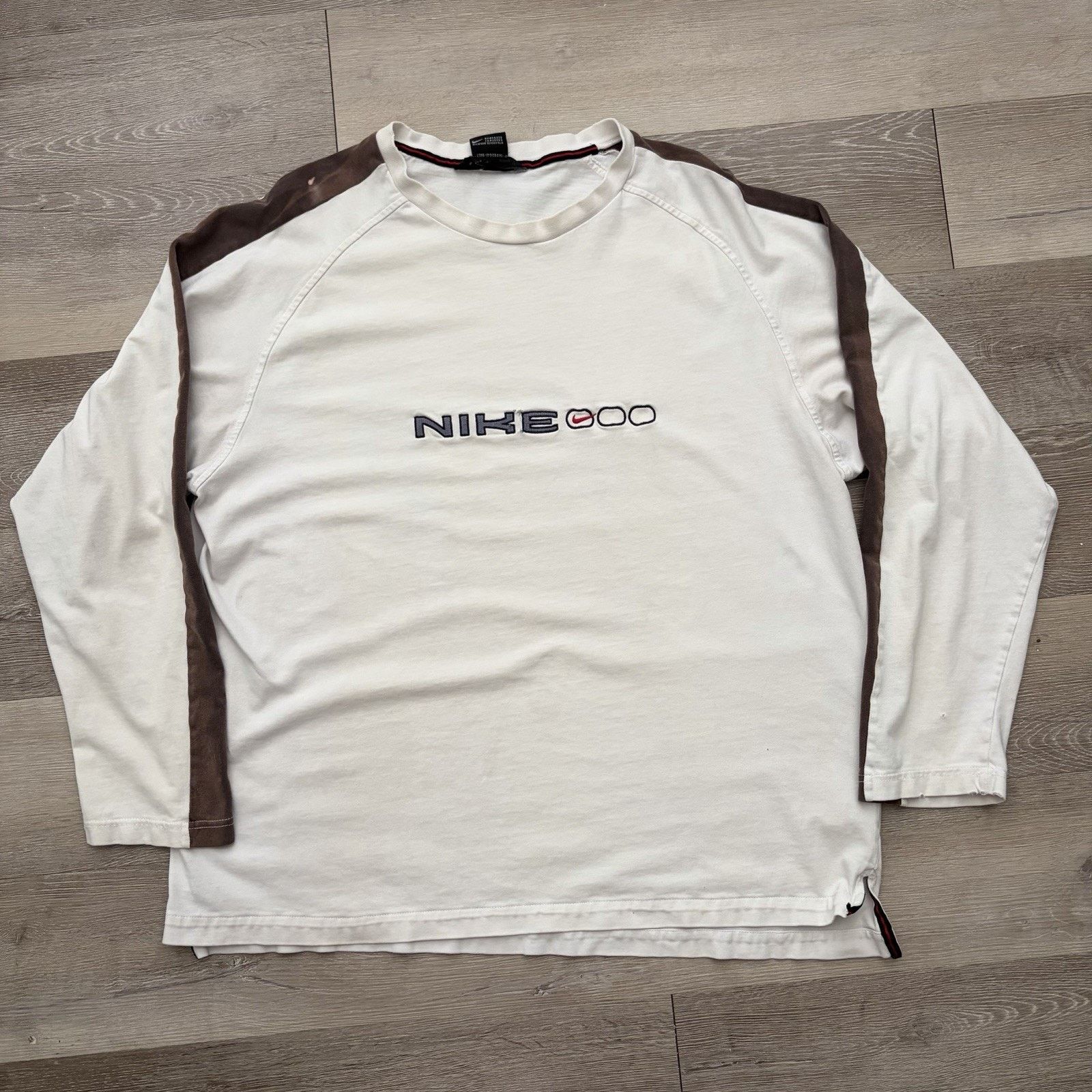 Vintage Y2K Nike Embroidered Long Sleeve Tee Shirt Men’s XL