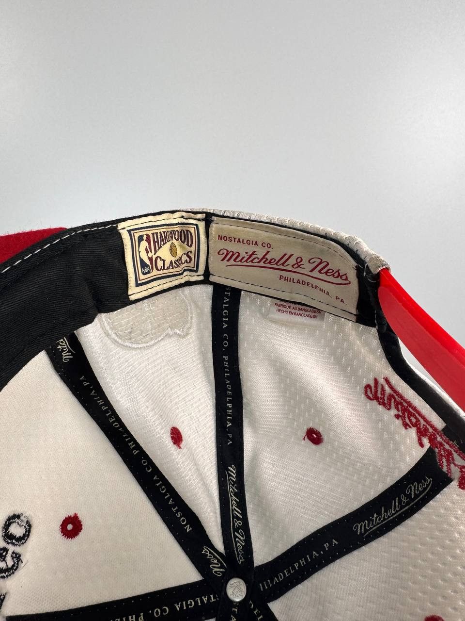 NBA Chicago Bulls Mitchell & Ness Hardwood Classics Weekend 1998 Size ONE SIZE - 3 Thumbnail
