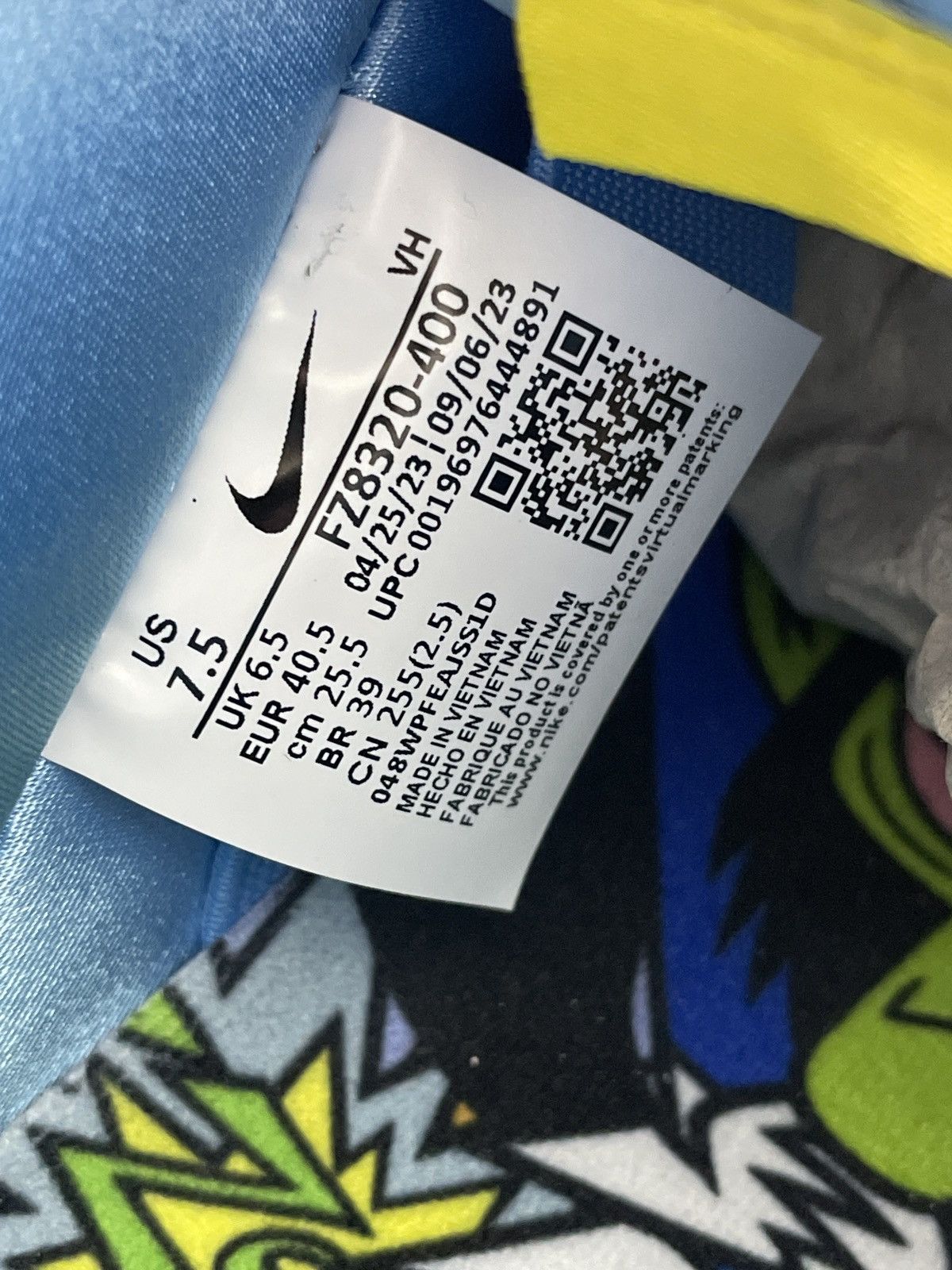 Nike Nike SB dunk x Powerpuff Girls Bubbles Size US 7.5 / EU 40-41 - 12 Thumbnail