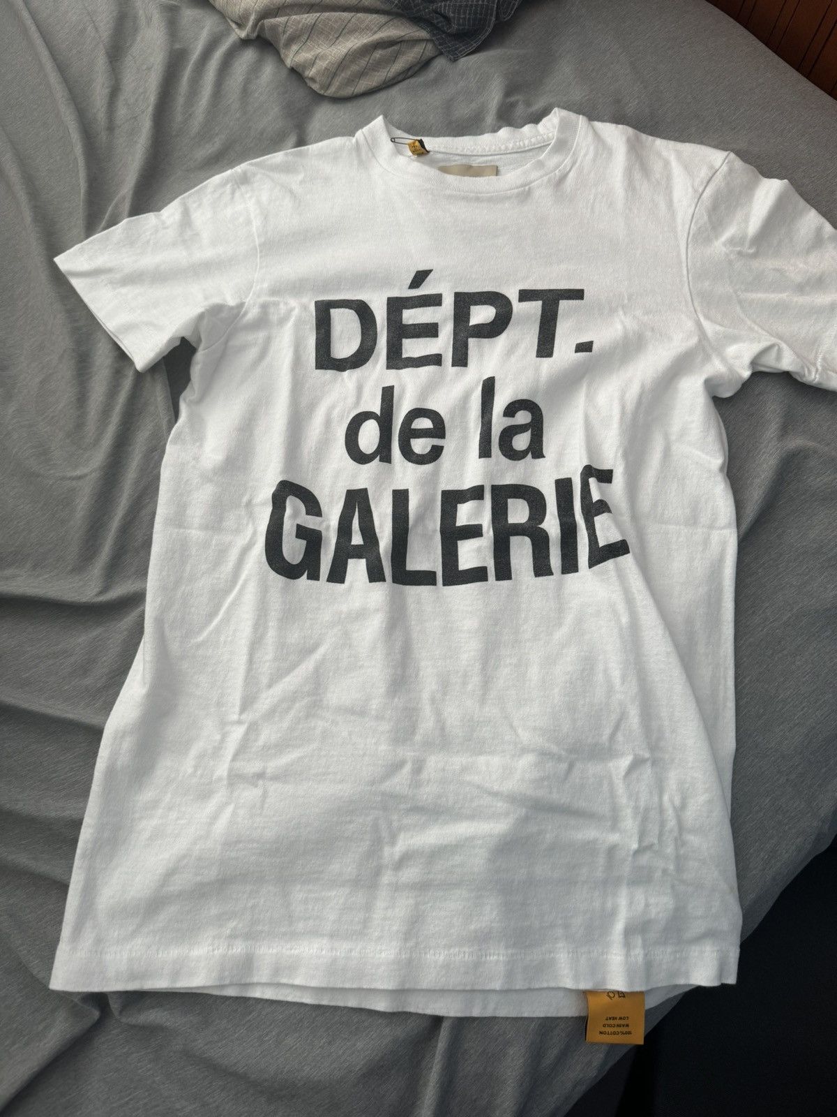 image of Gallery Dept Dept. De La Galerie Tee in White, Men's (Size XS)