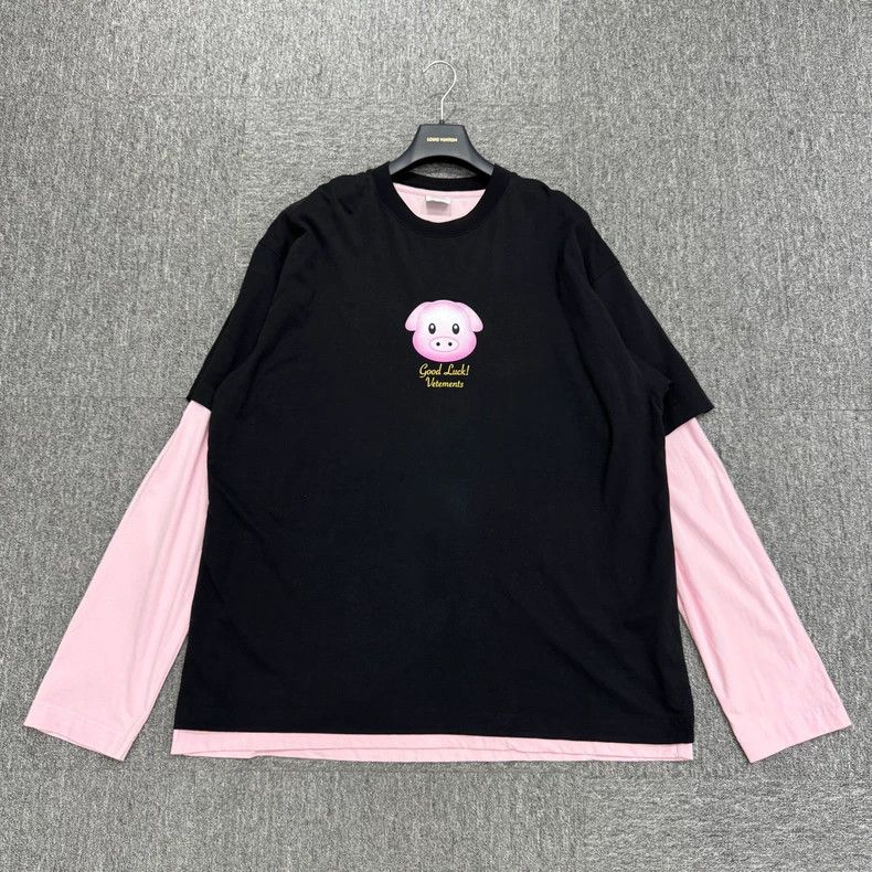 Vetements Vetements Fake Two-piece Long Sleeve with Pink Pig Size US XS / EU 42 / 0 - 1 Thumbnail
