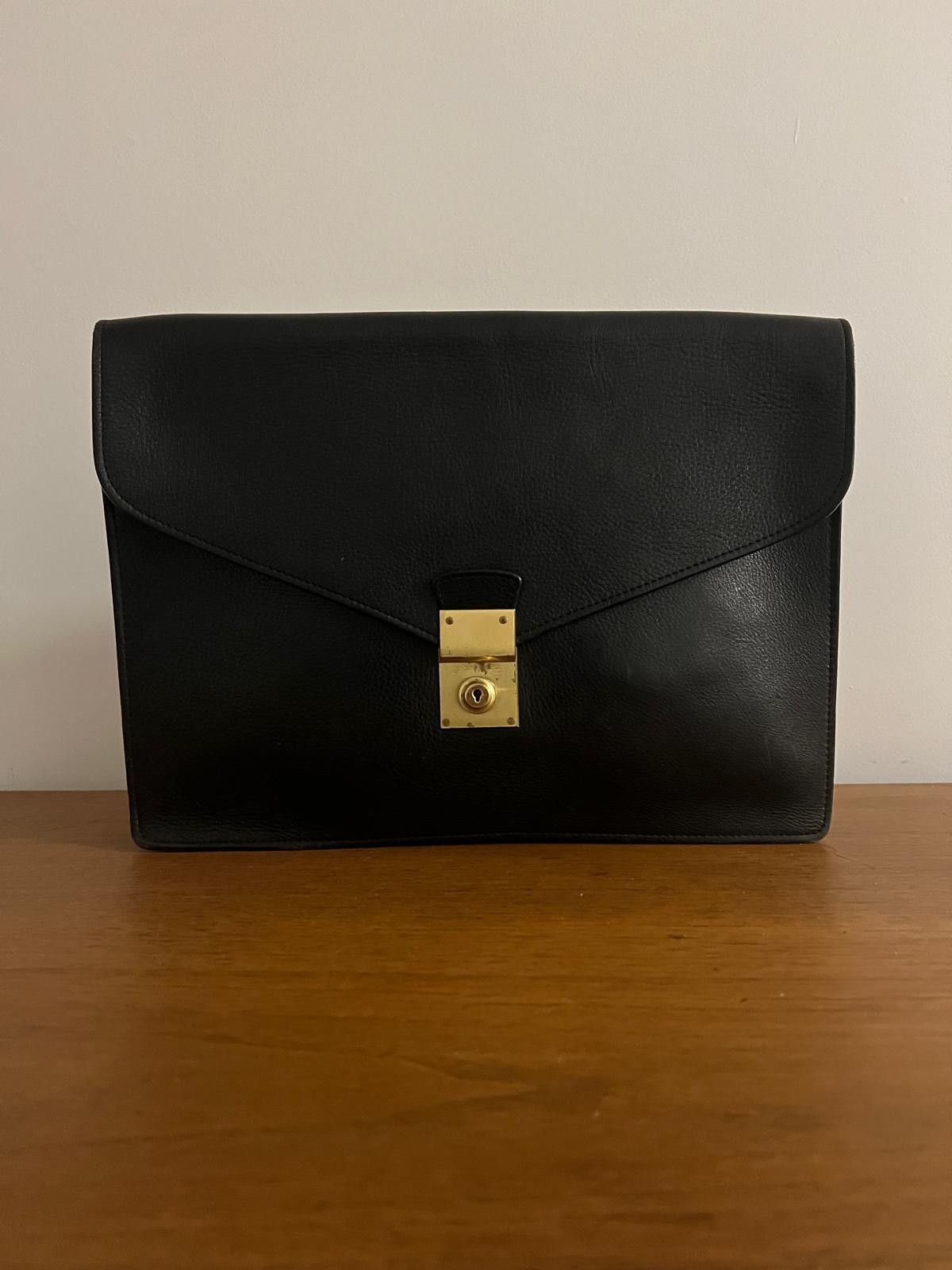 Lotuff Leather Lotuff Leather Document Case – Timeless & Functional Size ONE SIZE - 1 Thumbnail