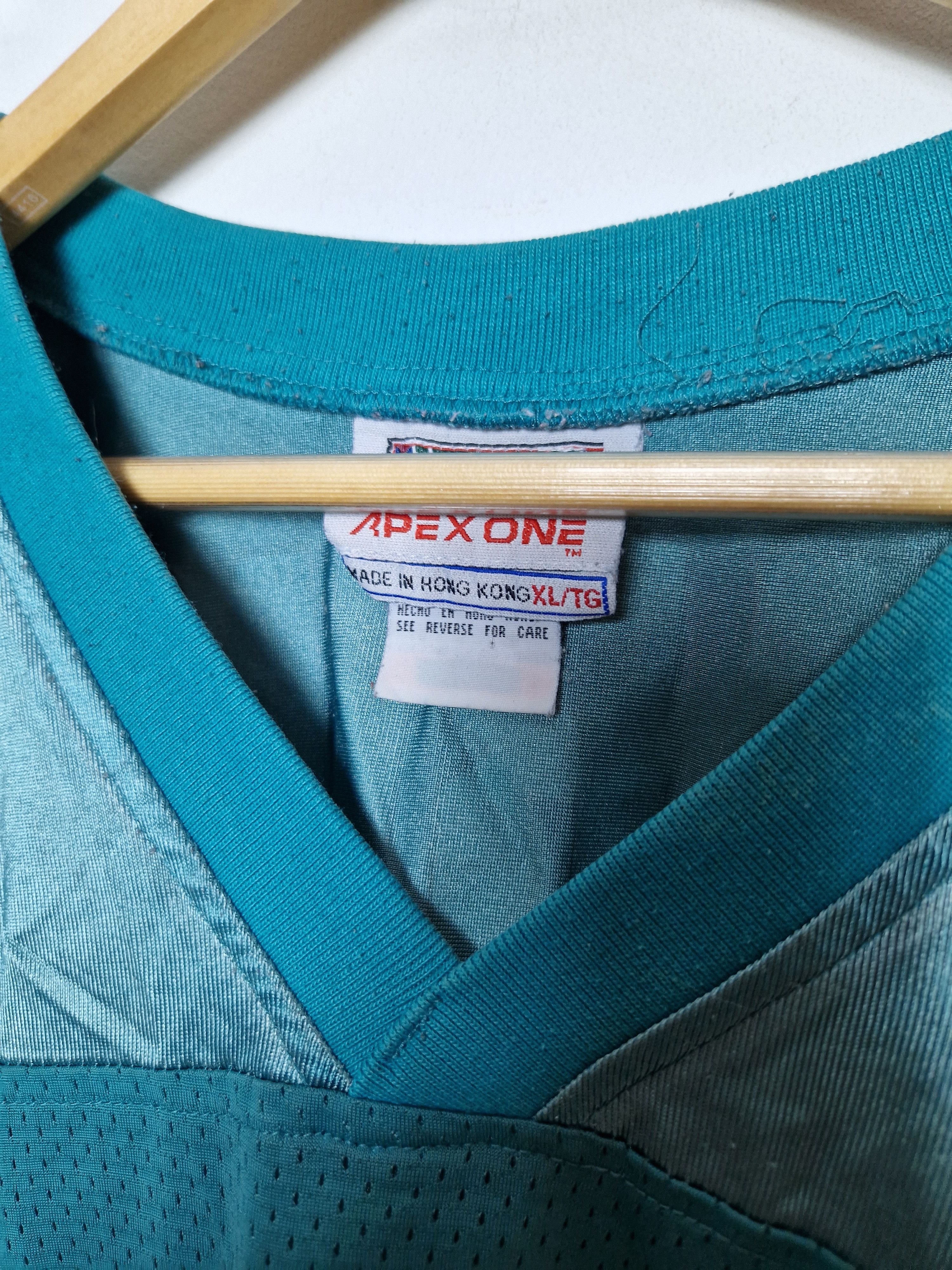 Apex One × NFL × Vintage Apex One Miami Dolphins Marino jersey tee NFL USA Size US XL / EU 56 / 4 - 4 Thumbnail