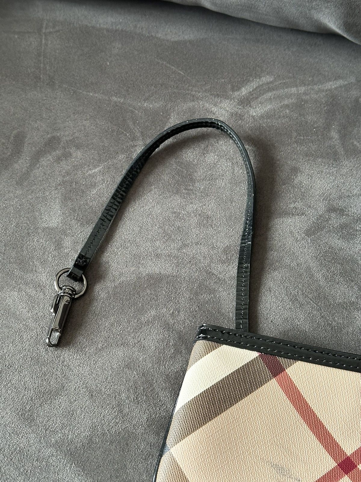 Burberry Burberry Small Nova Check Pouch / Burberry Hand bag Mini Size ONE SIZE - 12 Thumbnail