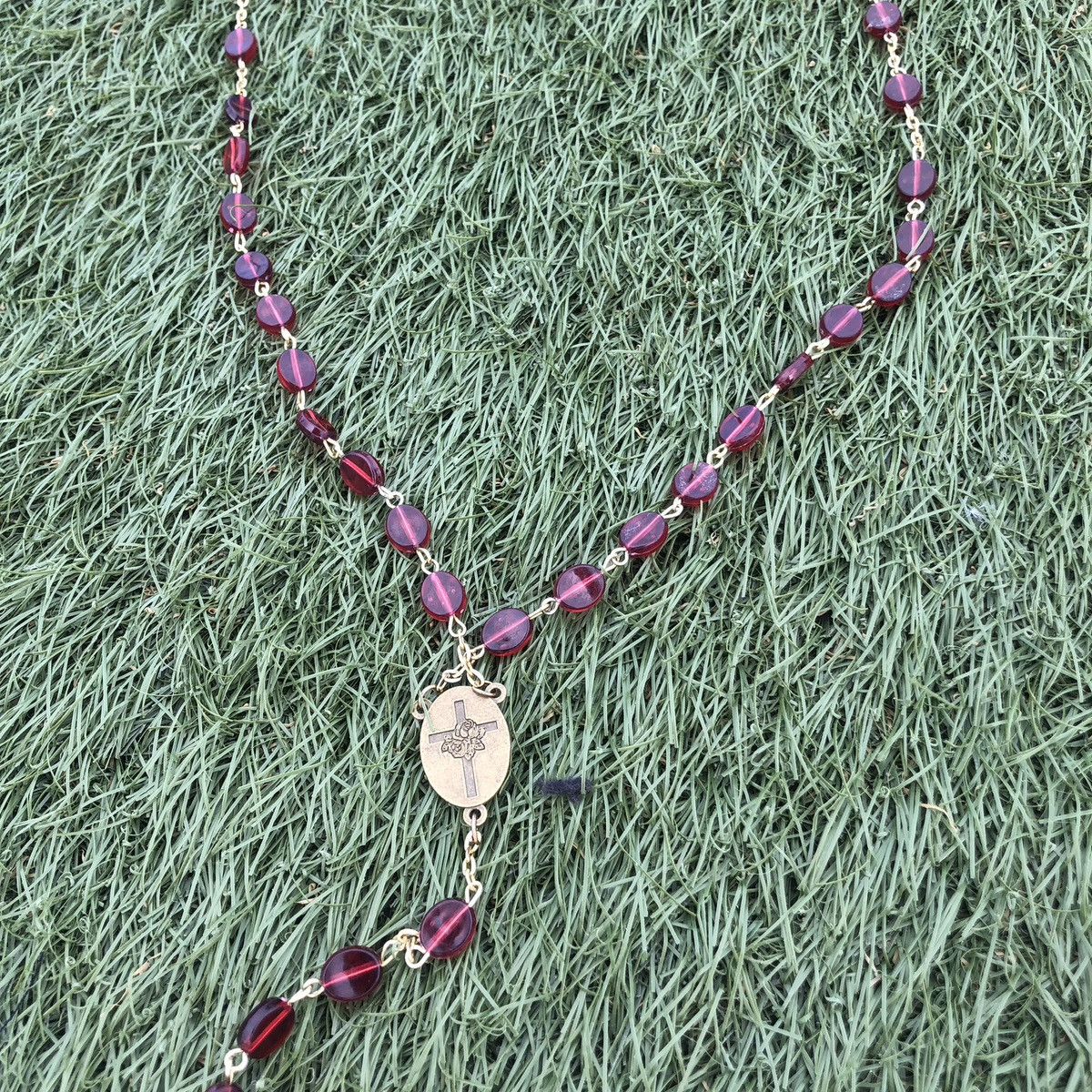 Vintage Catholic rosary bead Size ONE SIZE - 3 Thumbnail