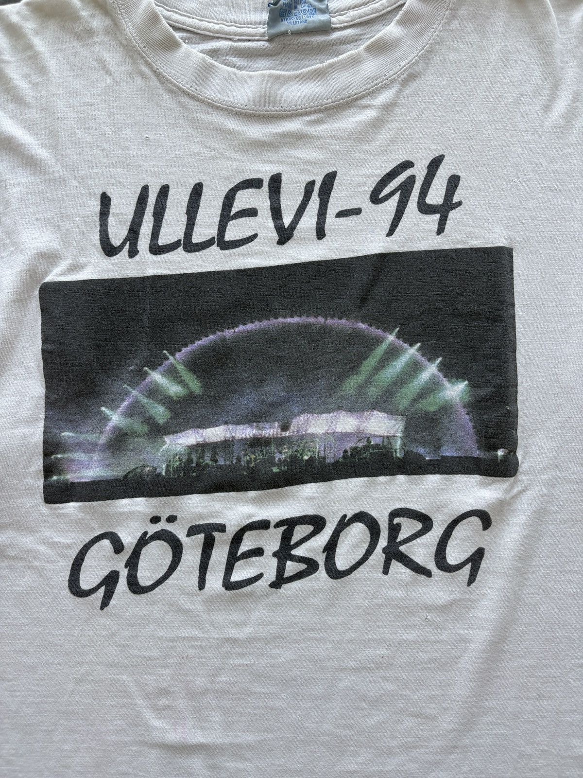 Vintage Vintage 90s Ullevi Goteborg Graphic Tee Boxy Cropped Size US L / EU 52-54 / 3 - 2 Thumbnail