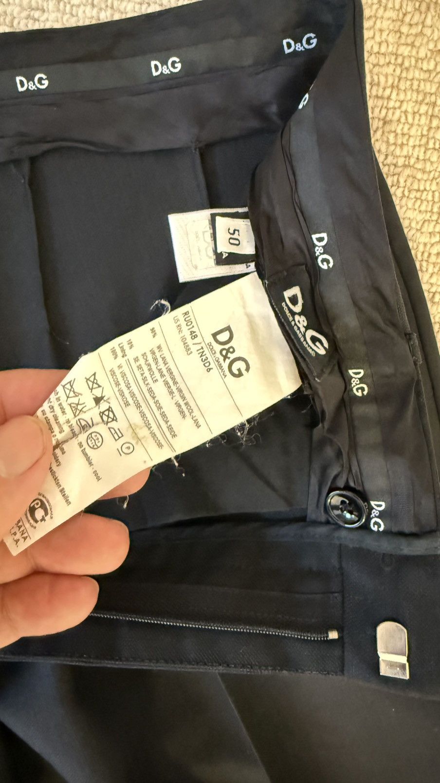 Dolce & Gabbana D&G Dolce & Gabbana Black Wool Silk Suit (EU 50) Size 40R - 8 Thumbnail