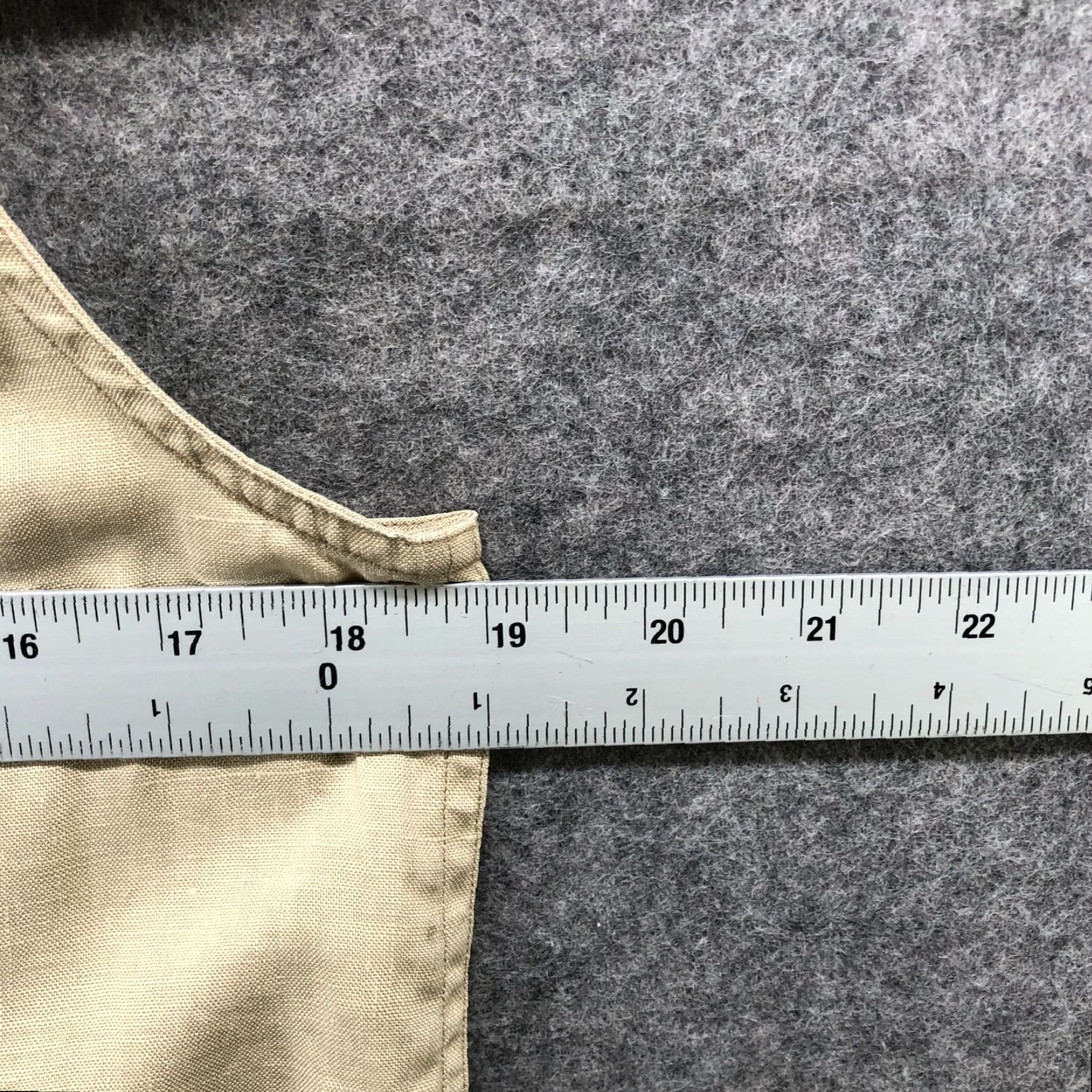 Ann Taylor VTG Ann Taylor Shirt Linen Sleeveless Womens S Beige Button Up Collared Casual 100% Linen Summer Vintage Women’s S Beige Button-Up Collared Shirt Size S / US 4 / IT 40 - 6 Thumbnail