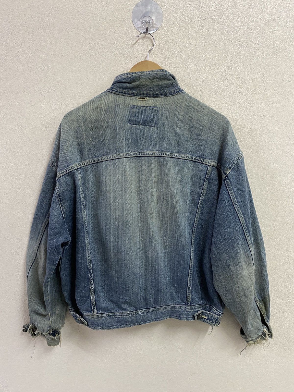 Maui and Sons Vtg Maui & Son Distrssed Denim Jacket Size US L / EU 52-54 / 3 - 4 Thumbnail