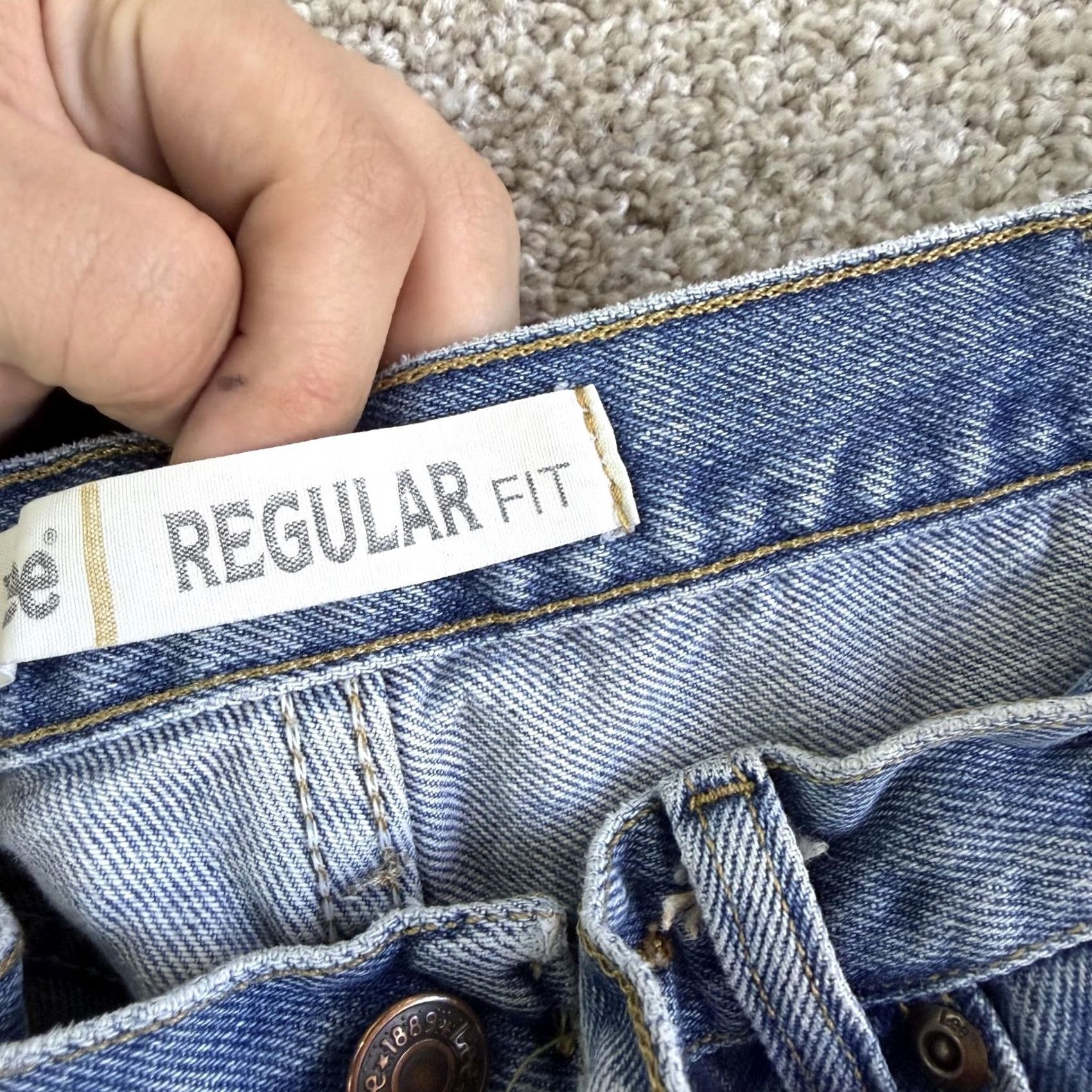 Lee Lee Regular Fit Jeans Mens 36x29 Medium Wash Blue Denim Straight Casual Size US 36 / EU 52 - 3 Thumbnail
