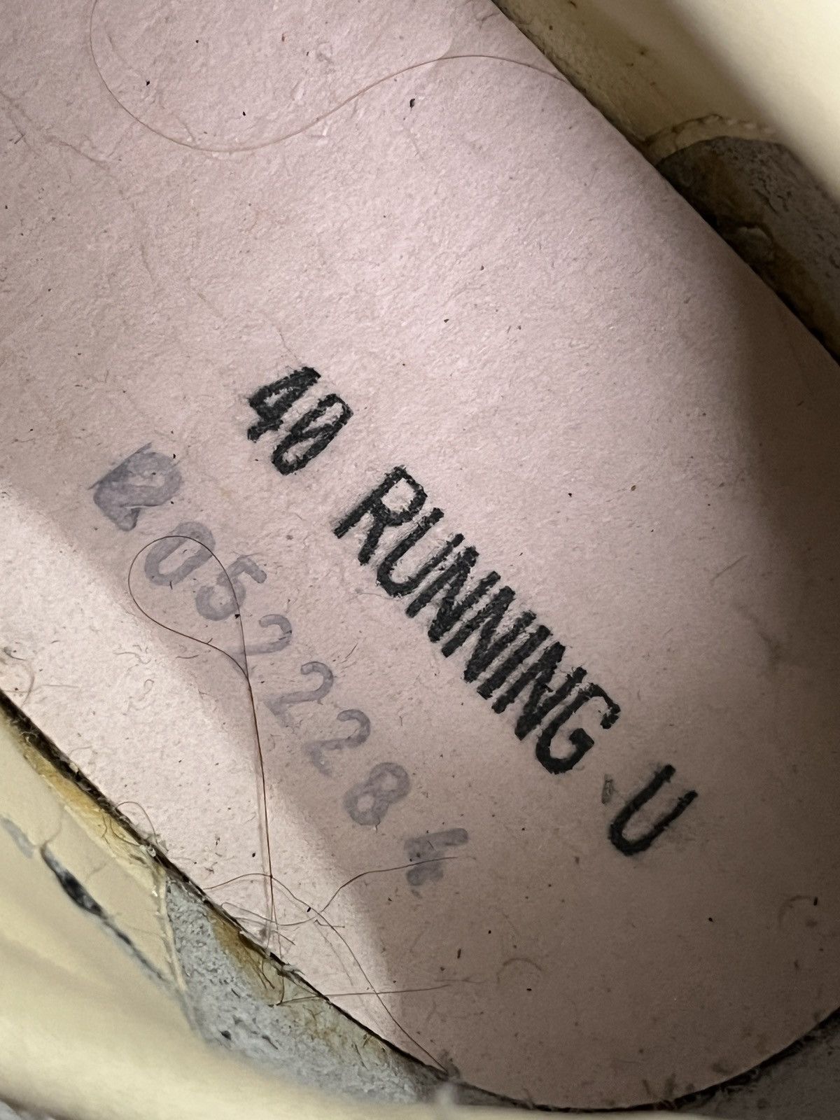 Golden Goose Running Beige Sneaker Size US 7 / EU 40 - 10 Thumbnail