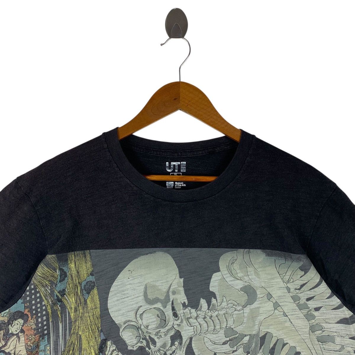 Uniqlo UniqloUT x MFA Boston Takiyasha Skeleton Spectre Graphic Tee Size US XL / EU 56 / 4 - 2 Thumbnail