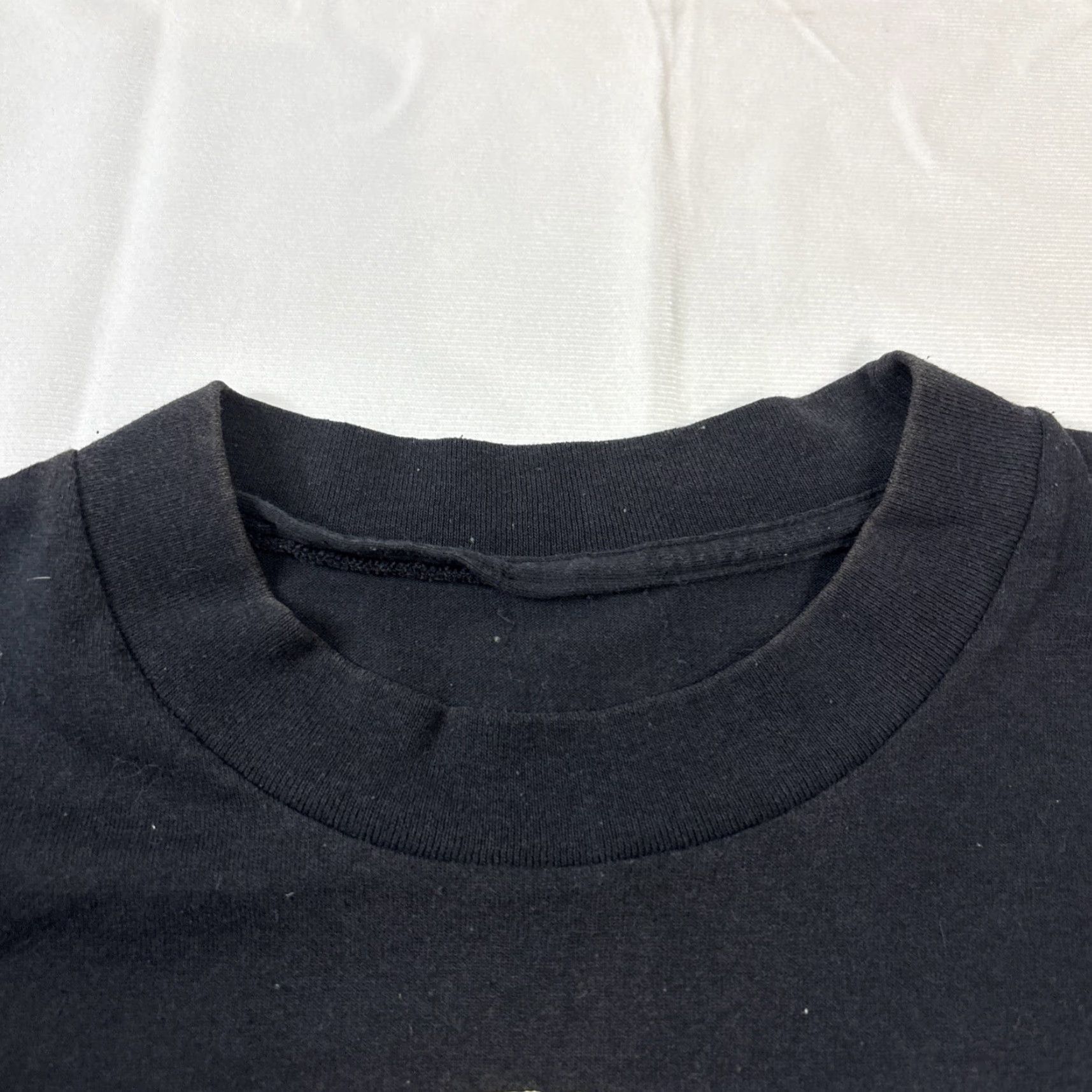 Vintage VINTAGE Milwaukee Local Bar T Shirt Peppermint Patty’s Large Men’s Black L USA Wisconsin Size US L / EU 52-54 / 3 - 3 Thumbnail