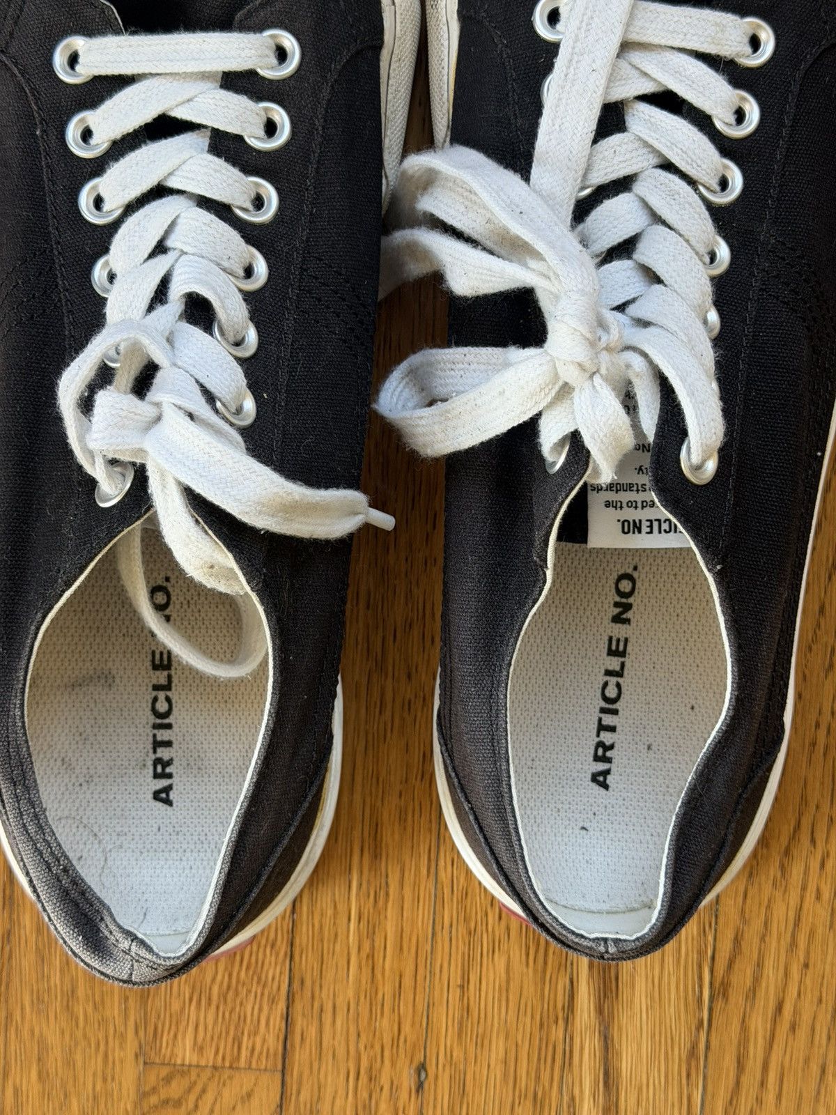 Article No. Article No 1007 sneakers Size US 12 / EU 45 - 4 Thumbnail
