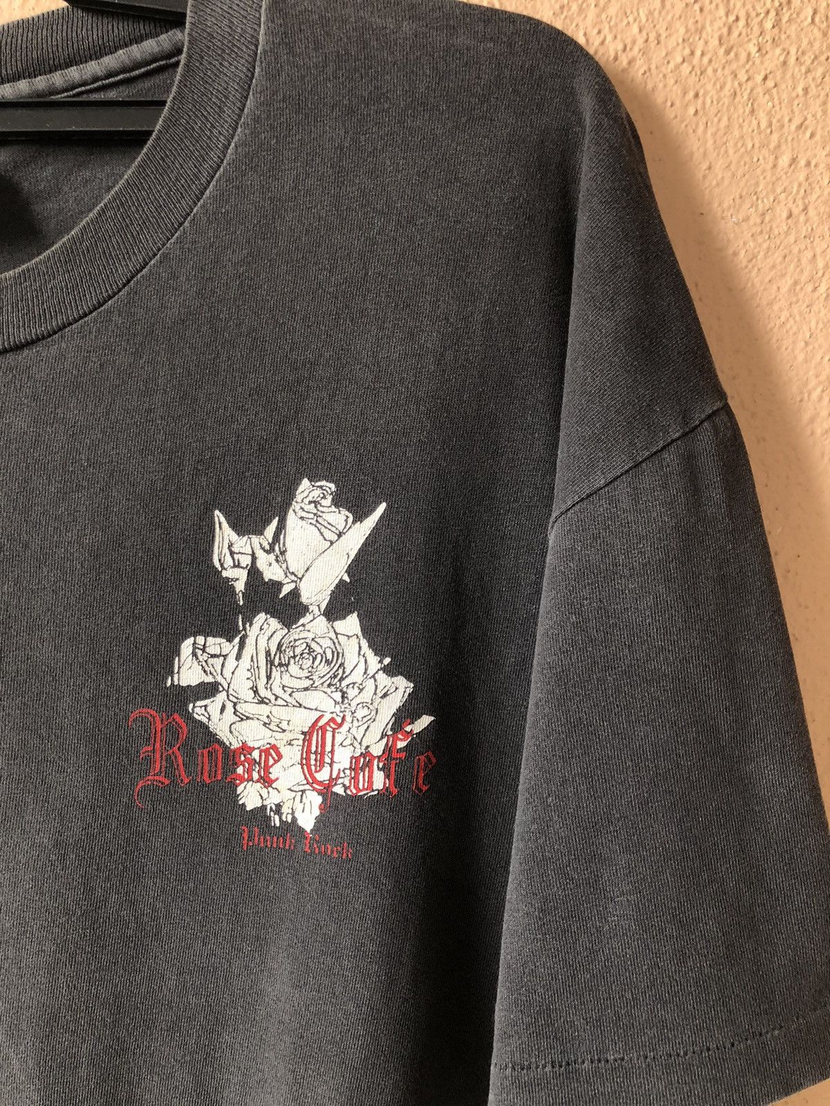 Vintage Faded 90s PUNK ROCK Destroy Tribal Tattoo Size US L / EU 52-54 / 3 - 7 Thumbnail