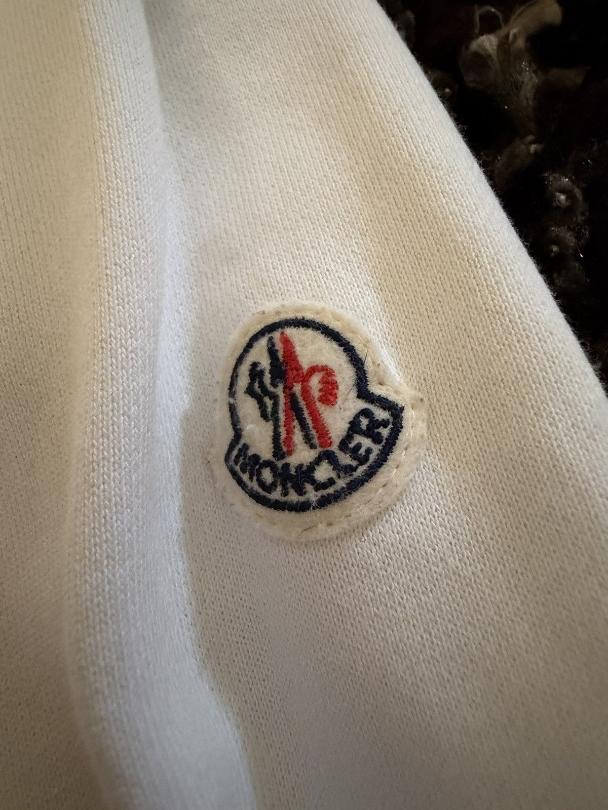 Moncler Moncler Box Logo Crewneck White Size L Size US L / EU 52-54 / 3 - 4 Thumbnail