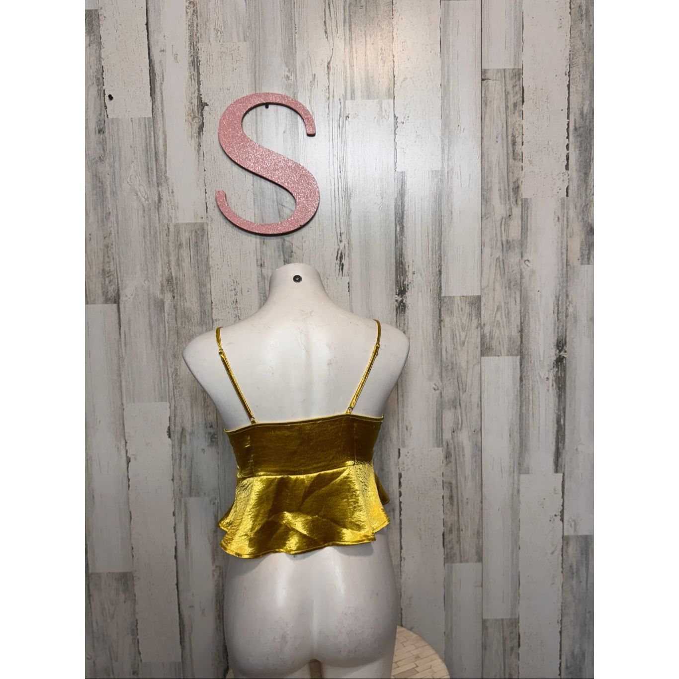 Forever 21 Forever 21 Metallic Gold Tie-Front Peplum Cami Top – Size S Size S / US 4 / IT 40 - 2 Thumbnail