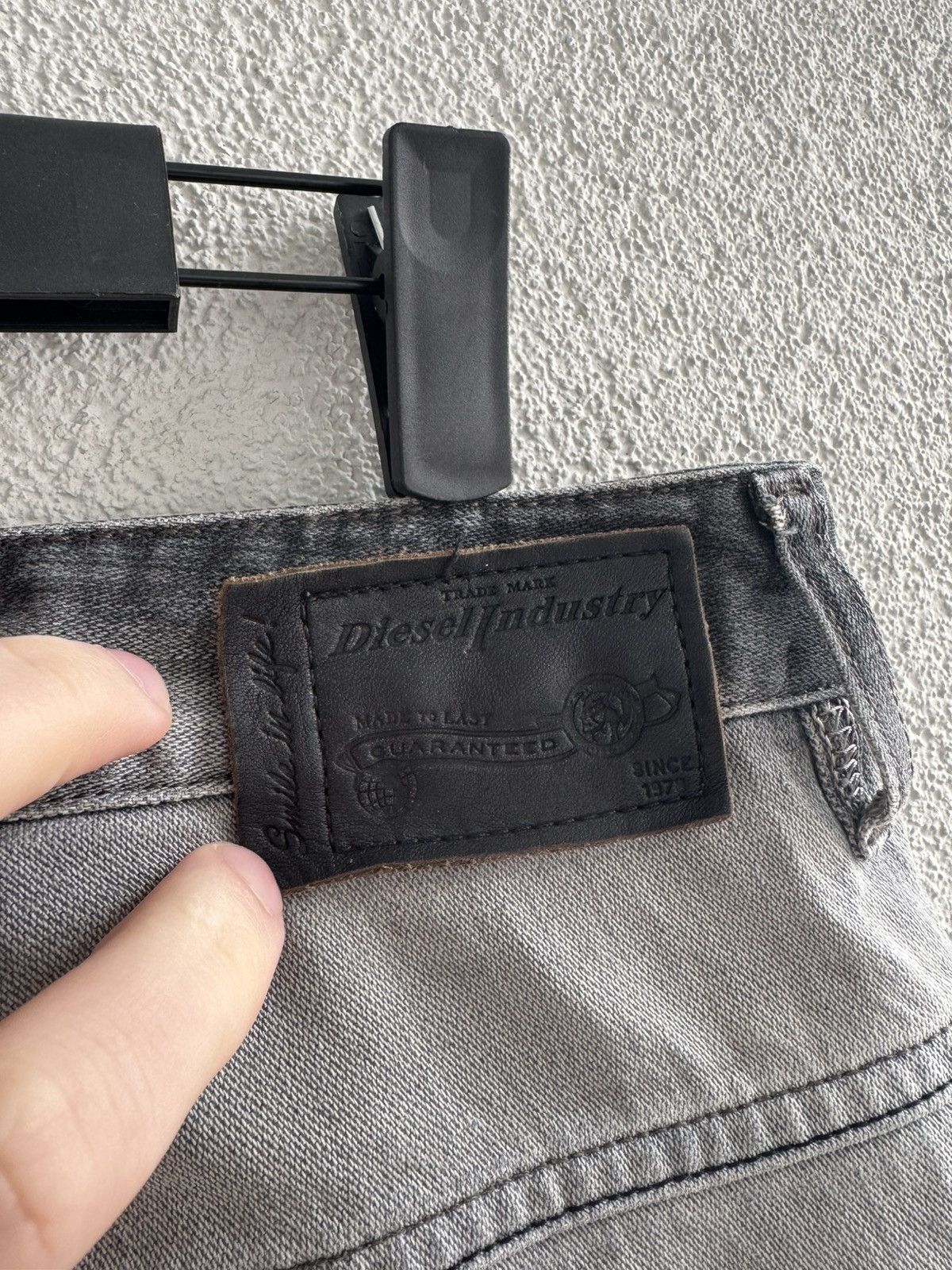Diesel Diesel Industry Distressed Grey Jeans Slim Fit Faded Denim Size US 27 - 13 Thumbnail