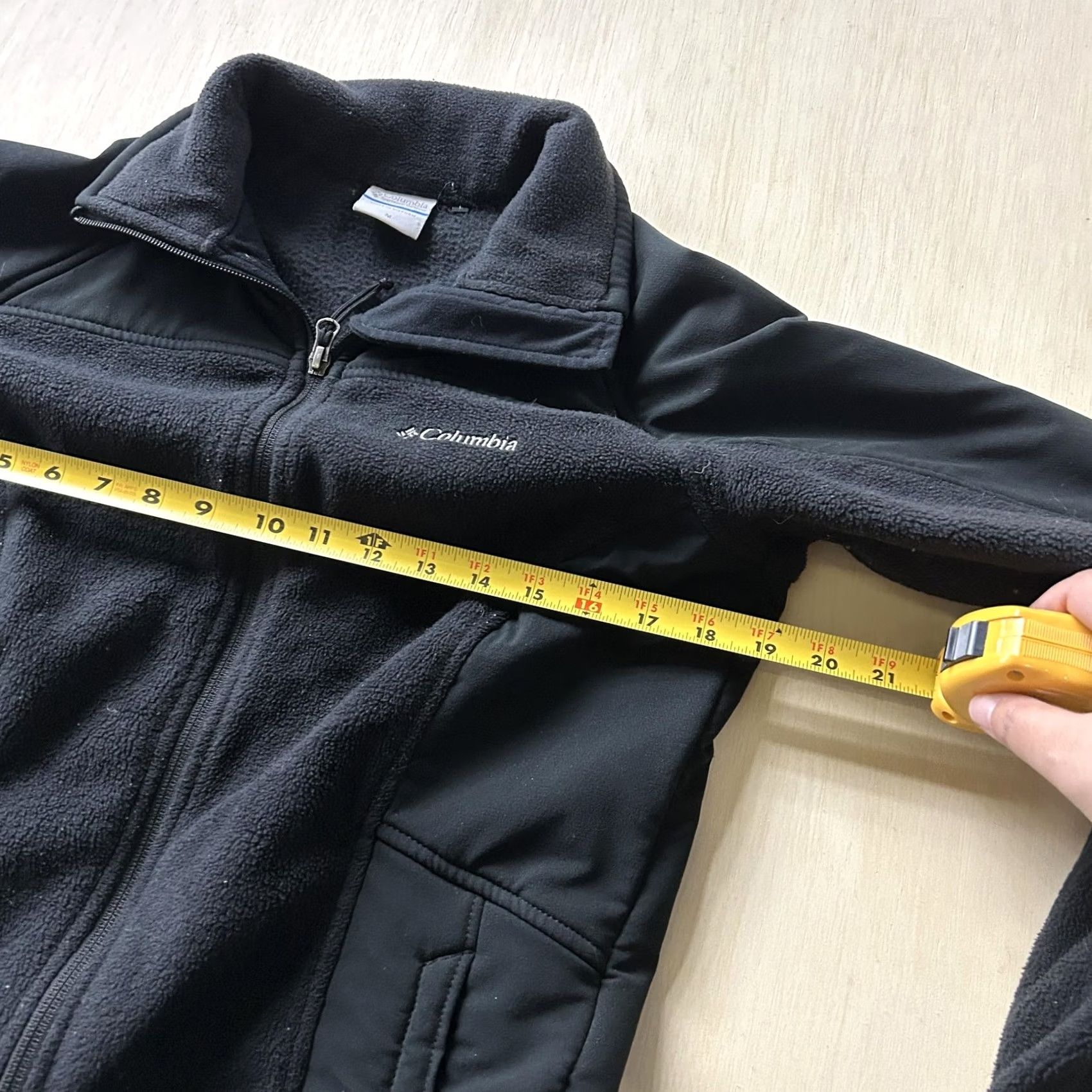 Vintage Columbia Fleece Jacket Womens Medium Black Full Zip Solid Logo Pockets Size M / US 6-8 / IT 42-44 - 4 Thumbnail